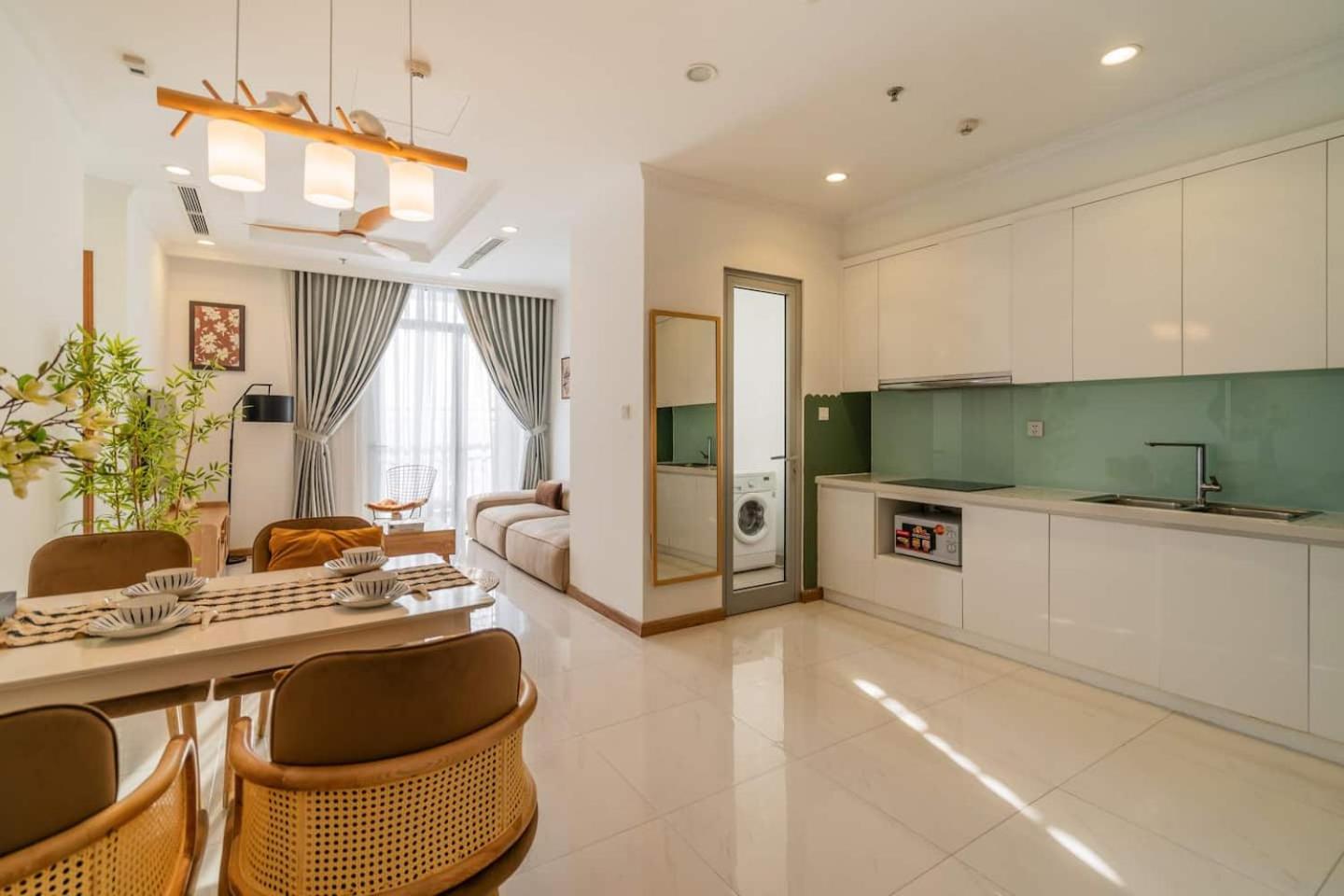 Staycation Vinhomes Landmark 81