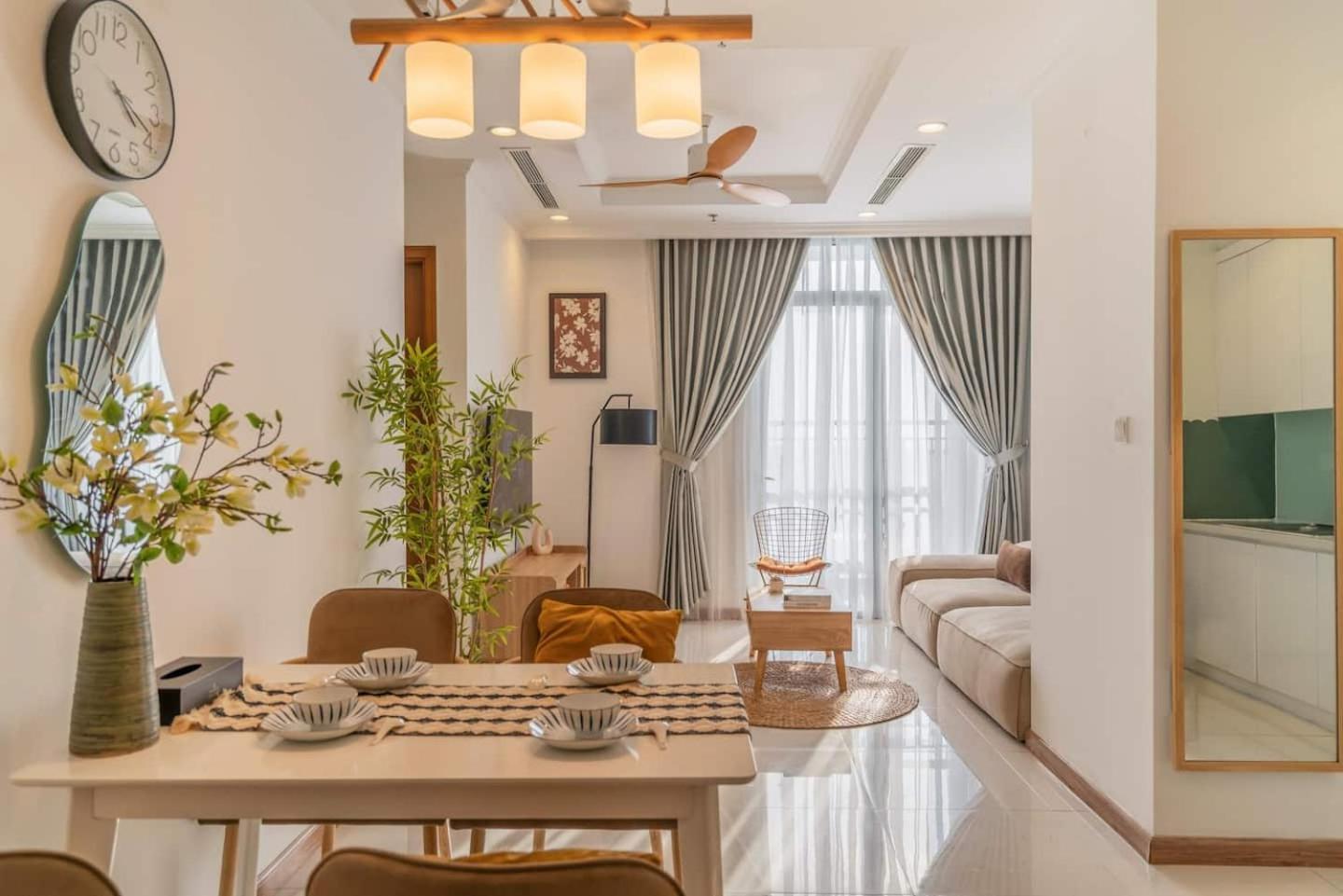 Staycation Vinhomes Landmark 81
