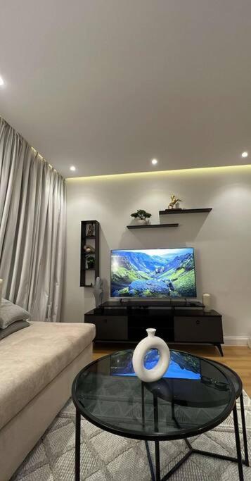 Apartment in Al muruj