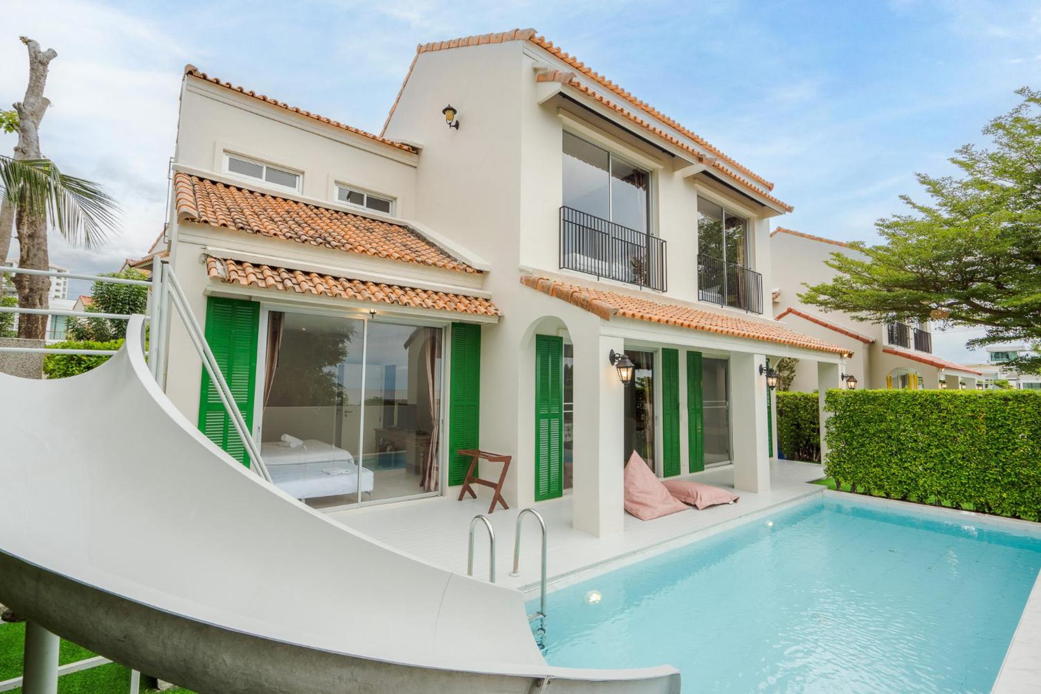 Venice Beach Village Hua Hin Pool Villa view 2