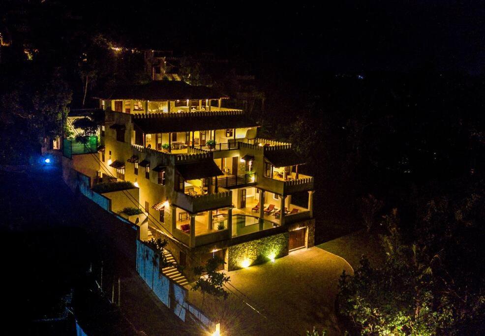 Beachfront ollievitold at gma il com Weligama view 4