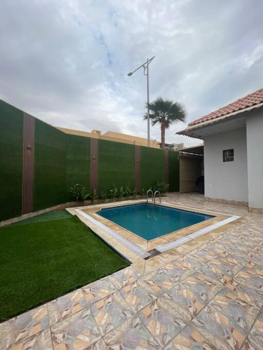 Alarid modern chalet