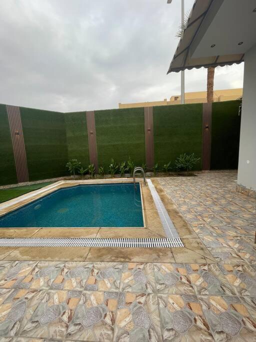 Alarid modern chalet