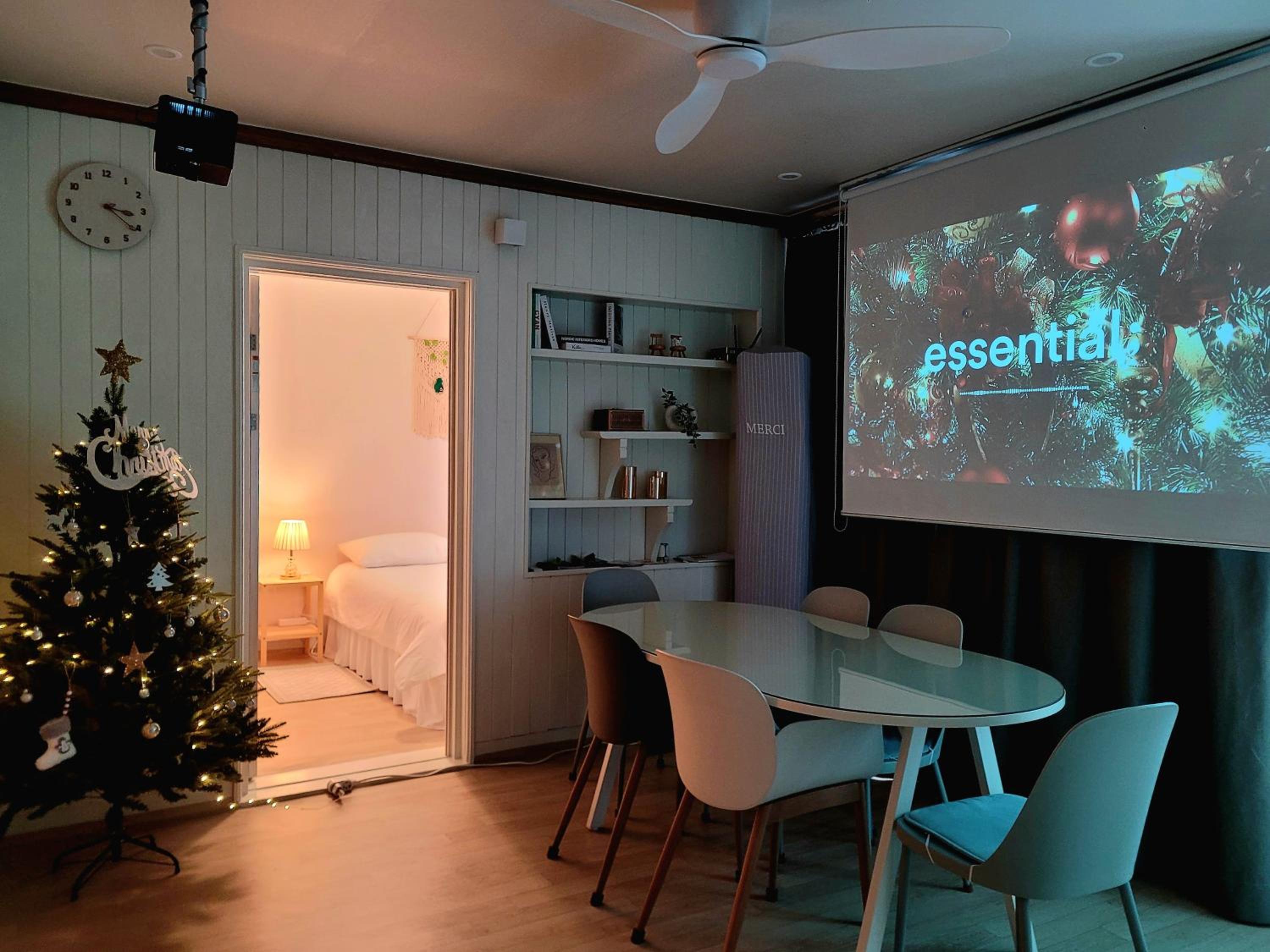 meeting & event spaces