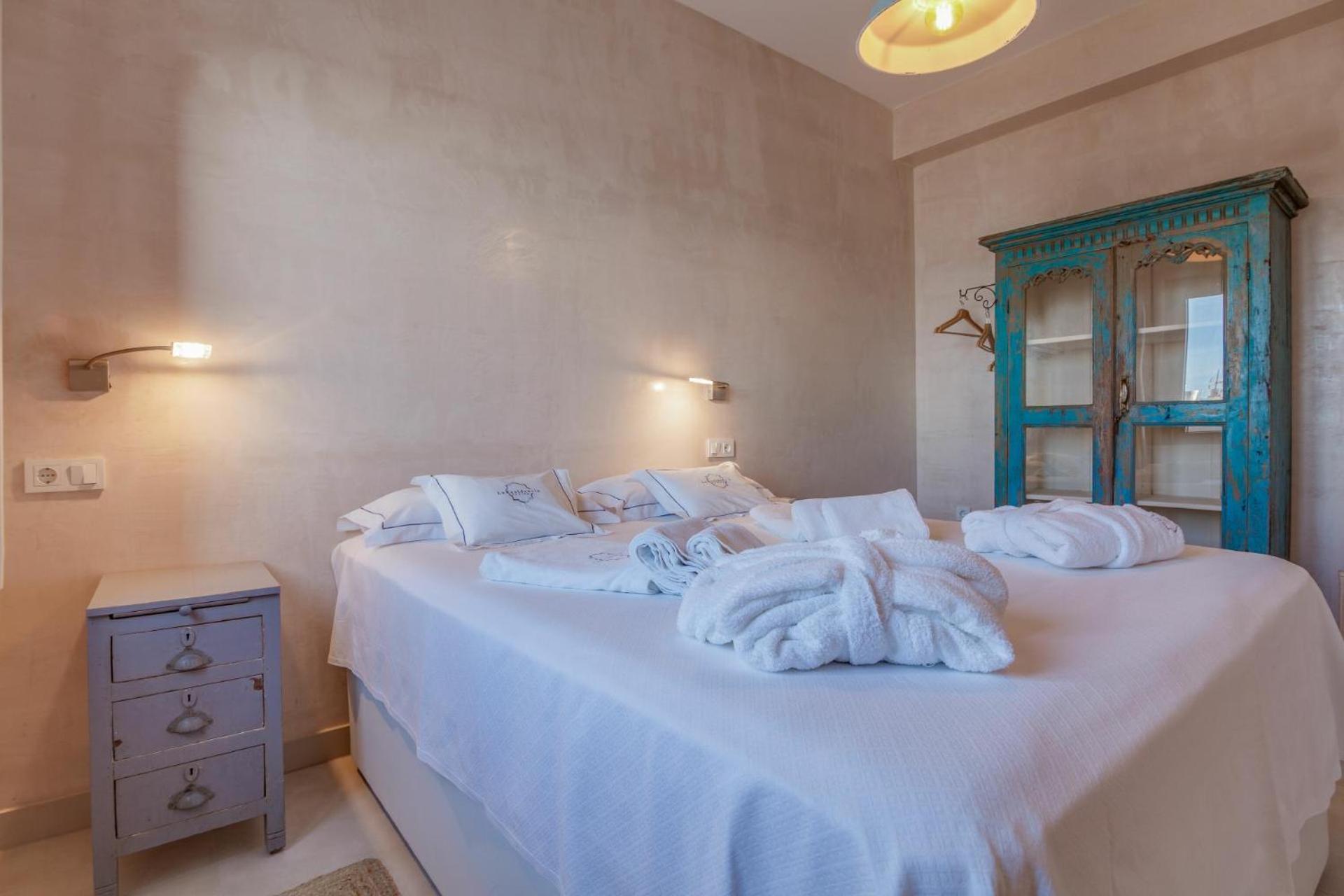 Apartamentos La Residencia Tarifa