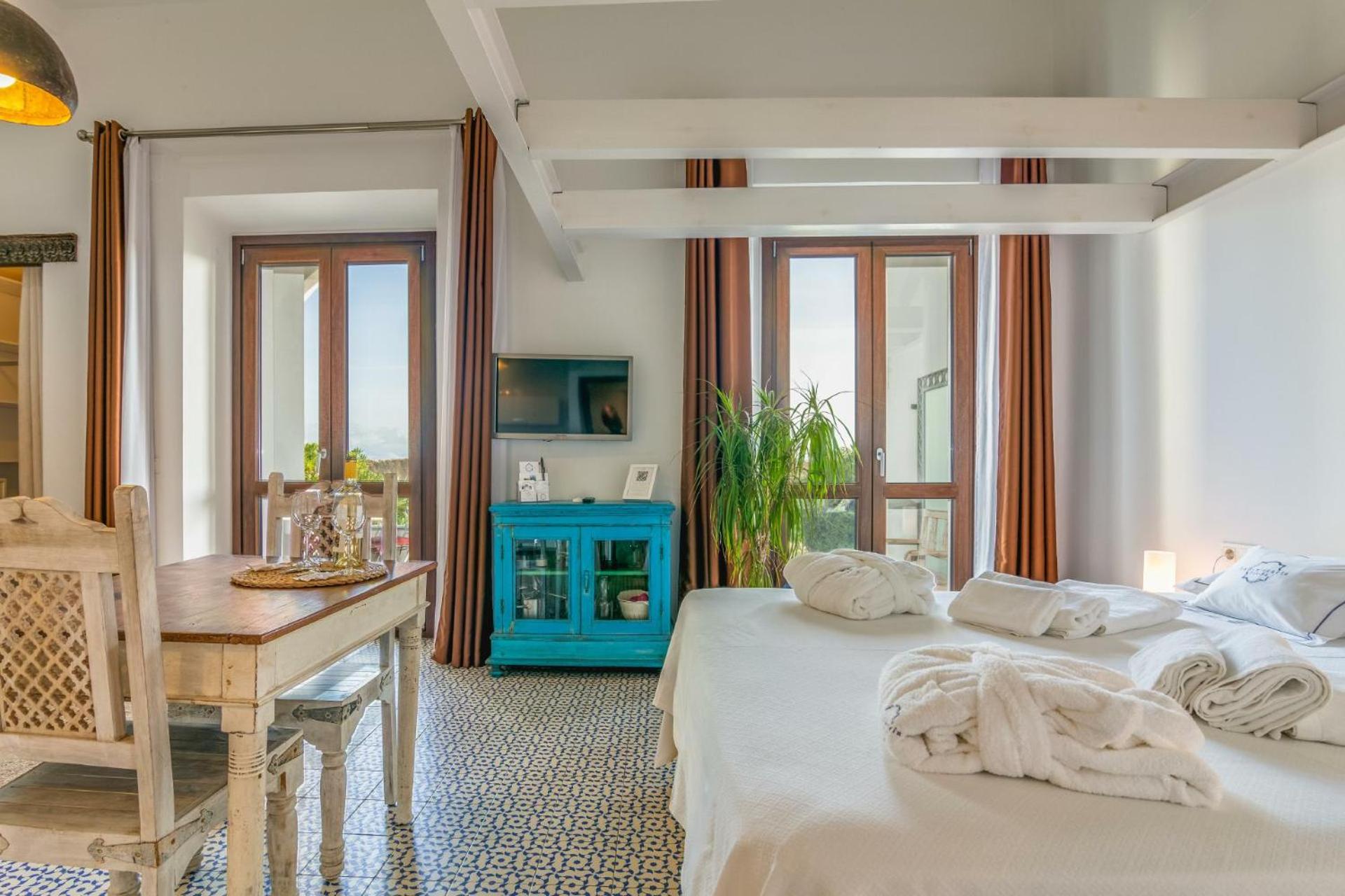 Apartamentos La Residencia Tarifa
