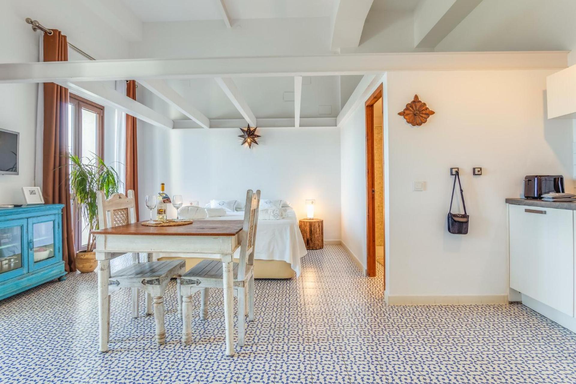 Apartamentos La Residencia Tarifa