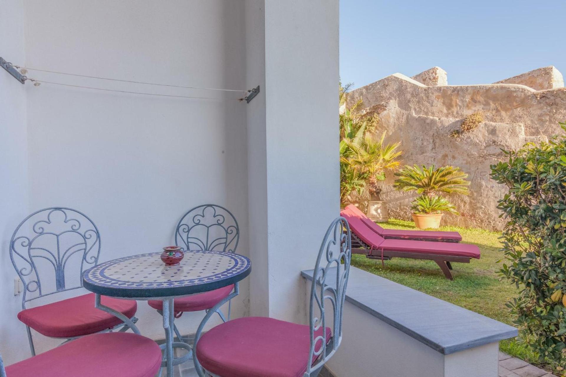 Apartamentos La Residencia Tarifa
