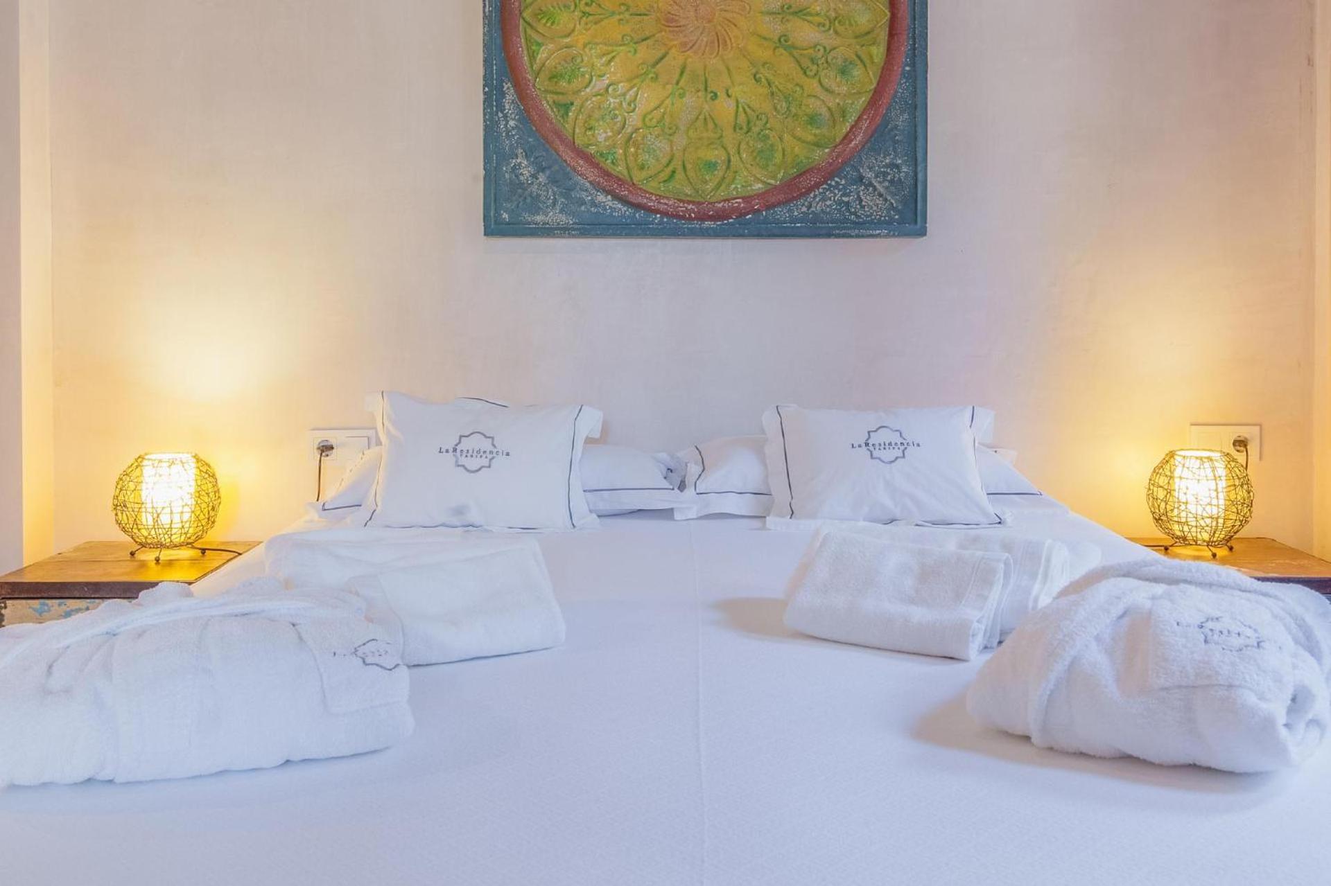 Apartamentos La Residencia Tarifa