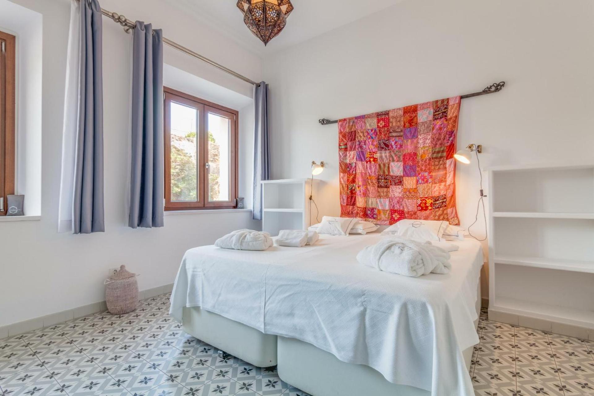 Apartamentos La Residencia Tarifa
