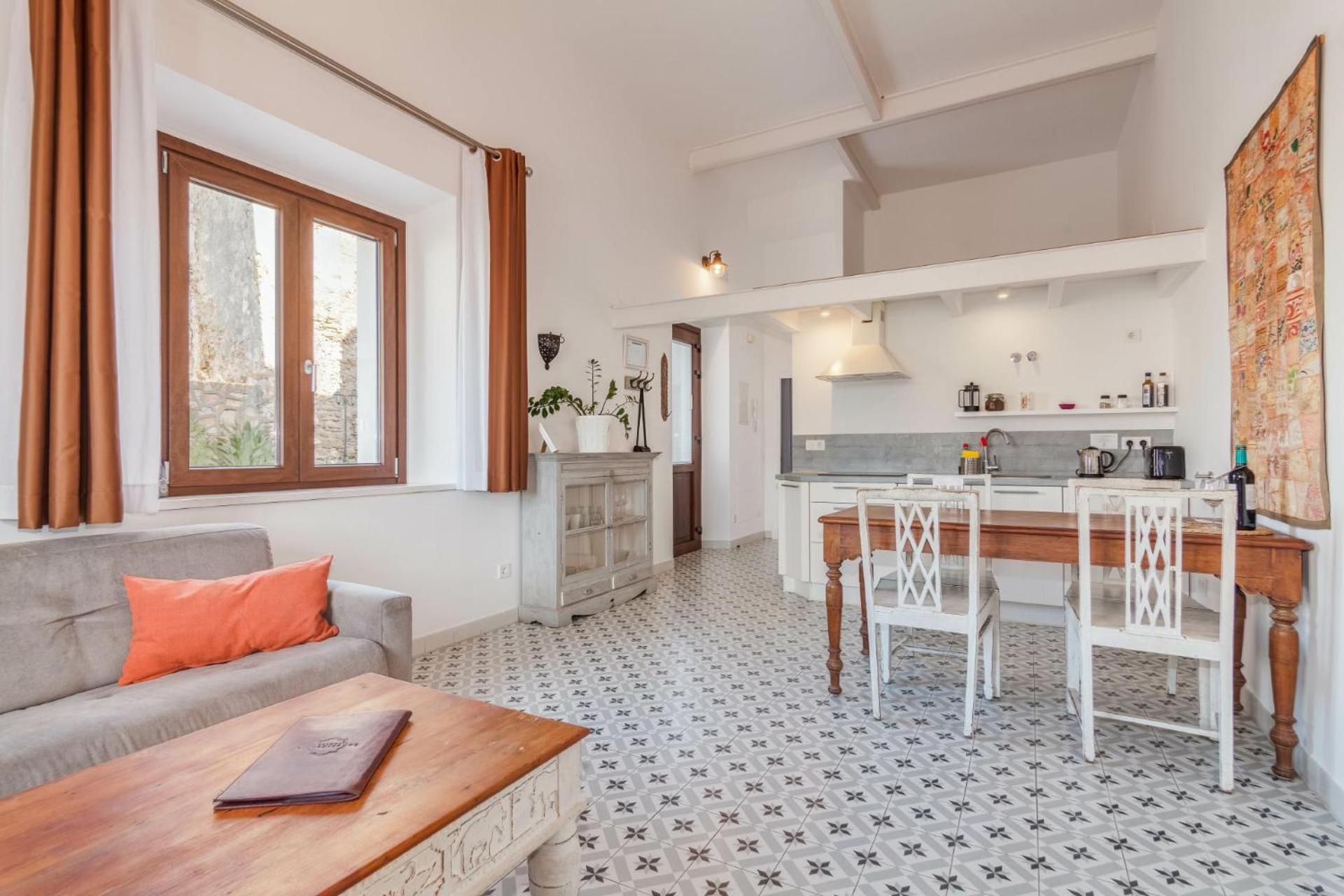 Apartamentos La Residencia Tarifa