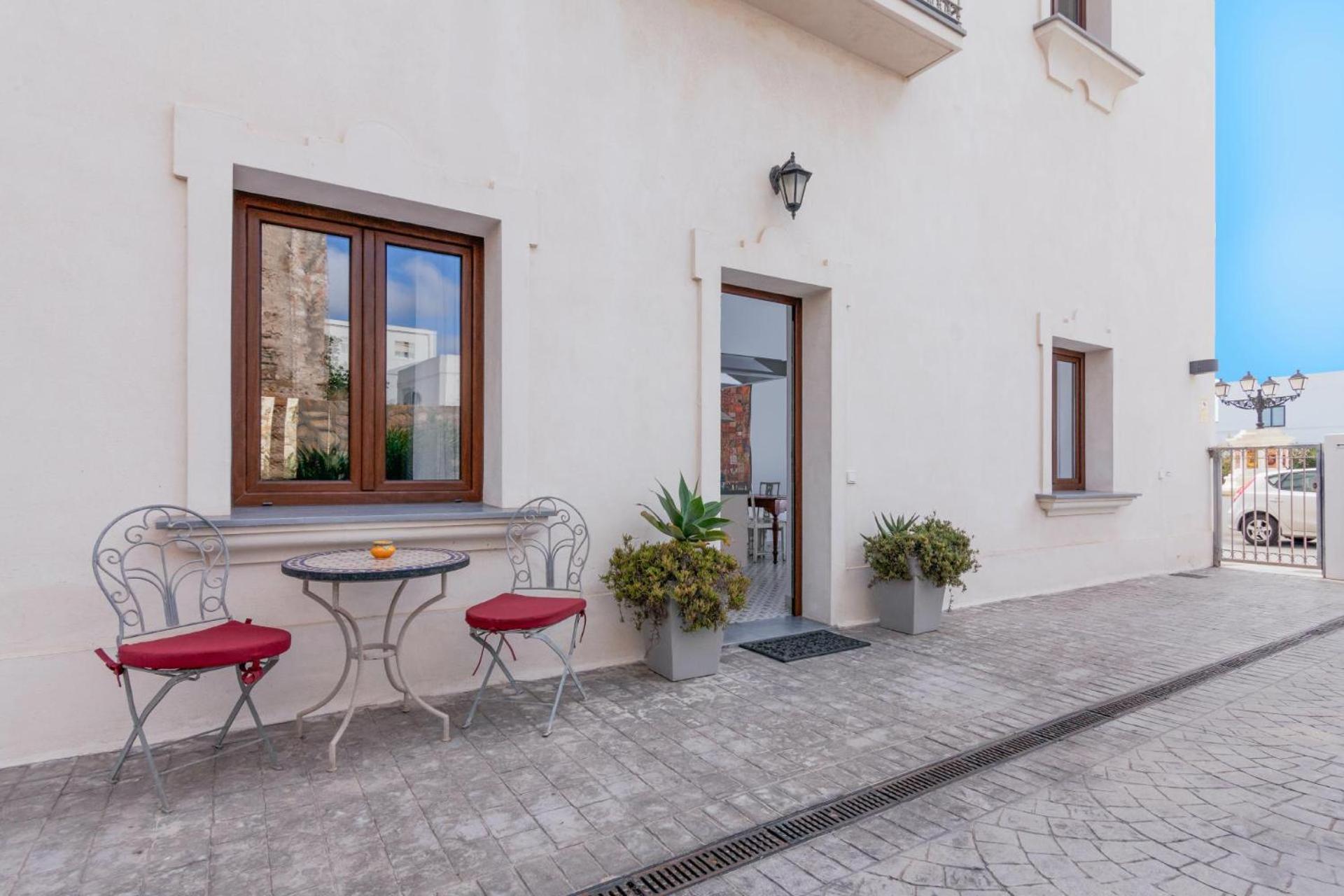 Apartamentos La Residencia Tarifa