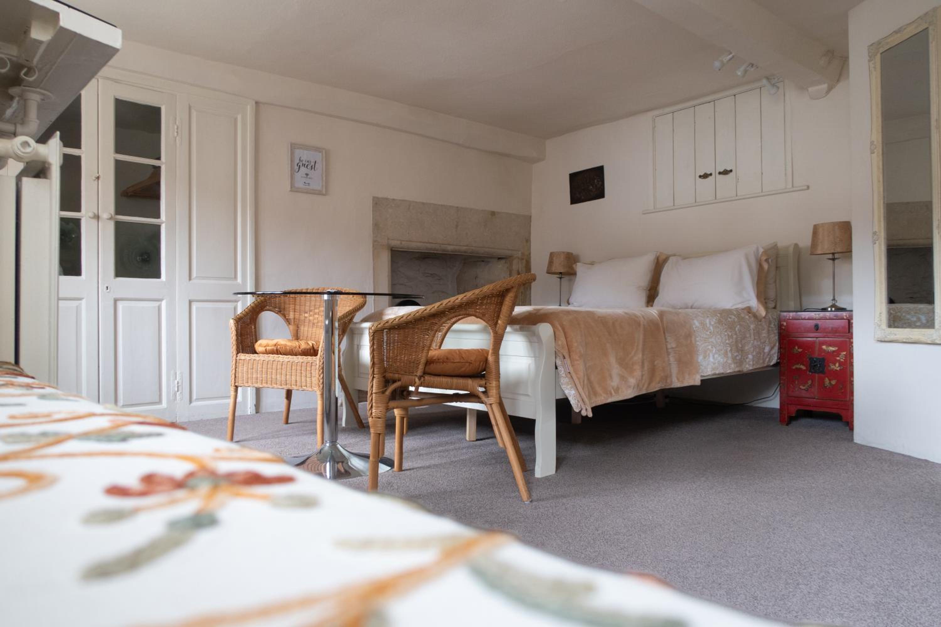 Longbridge House