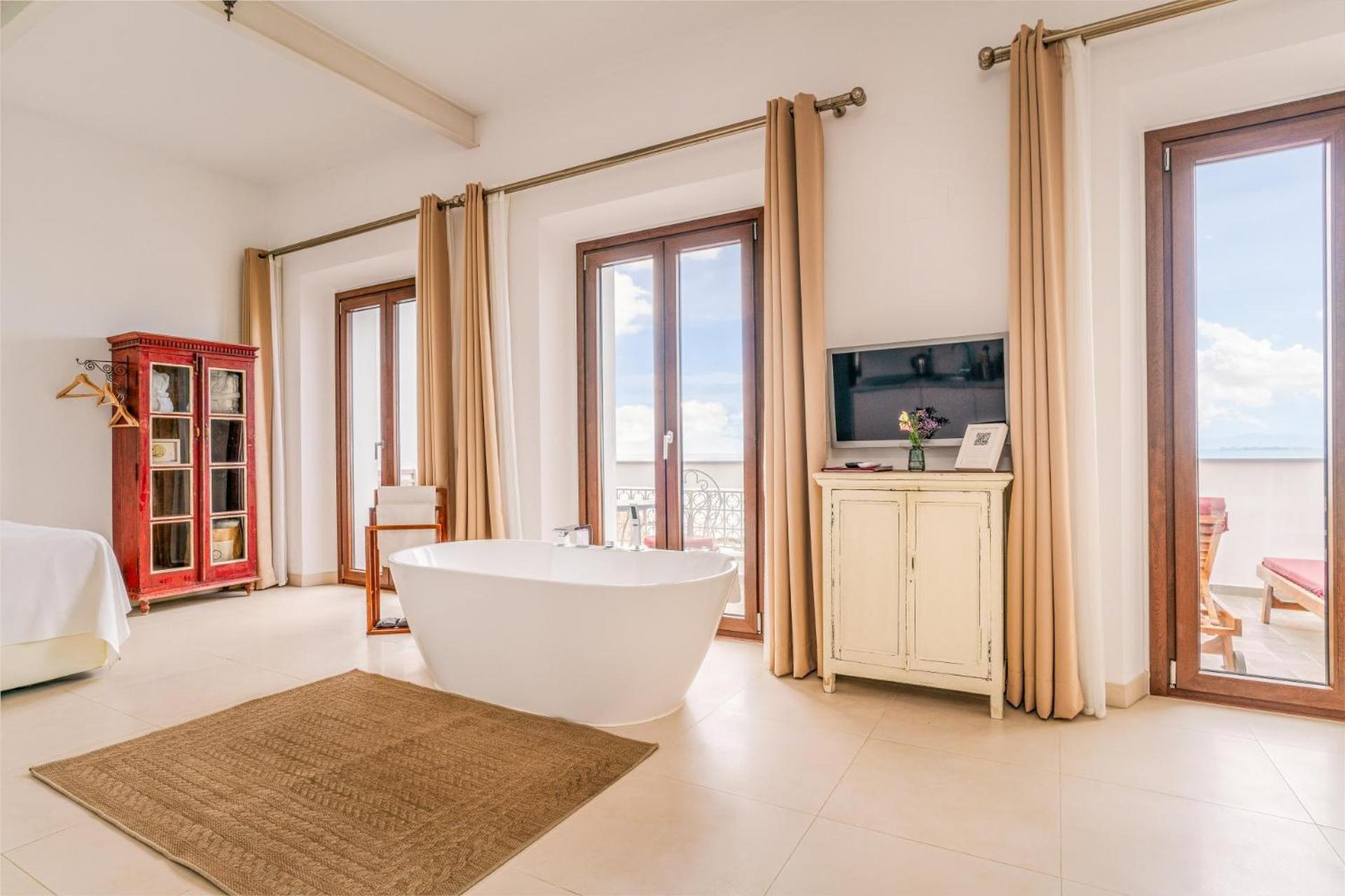 Apartamentos La Residencia Tarifa