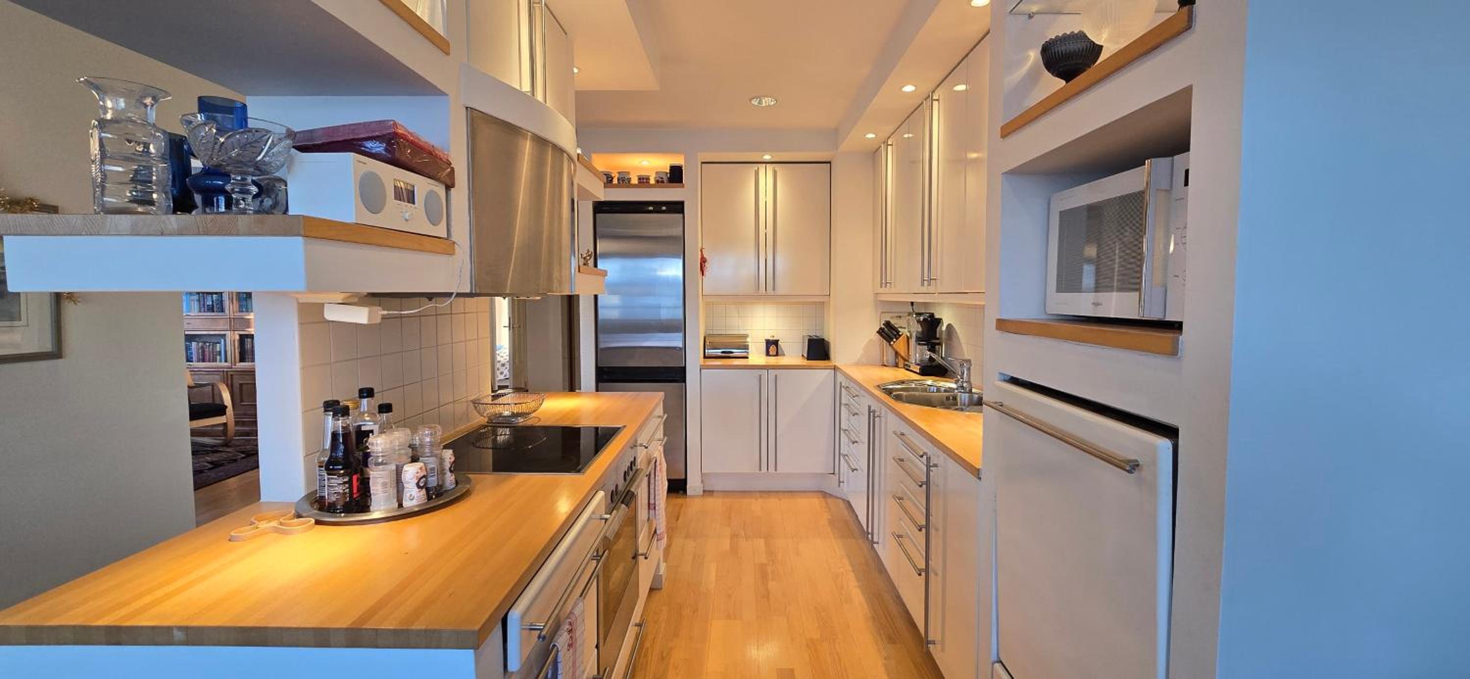 Spacious Design Apartment