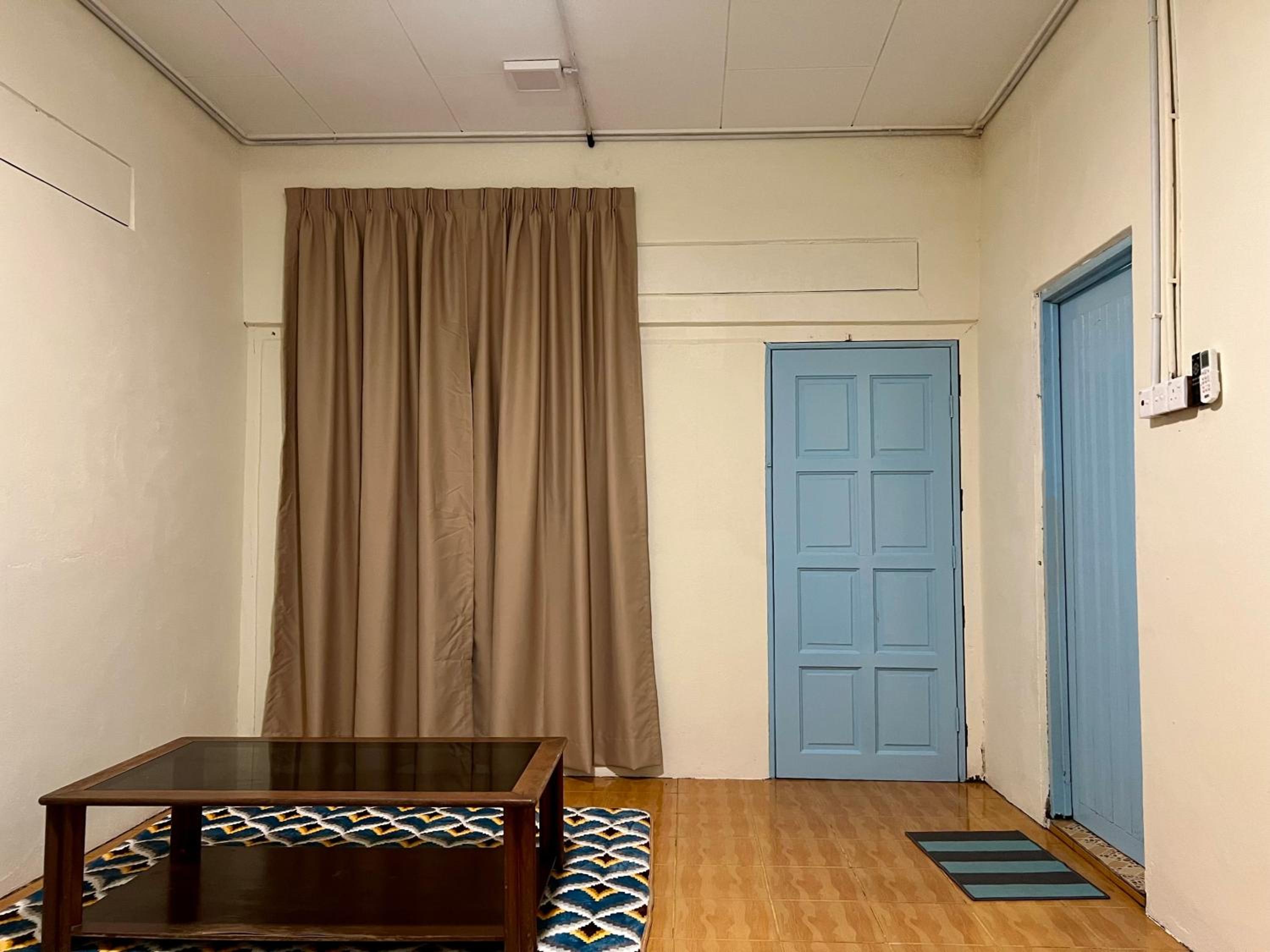 Kampung-style Guest House in Kota Bharu for 4 pax photo 2