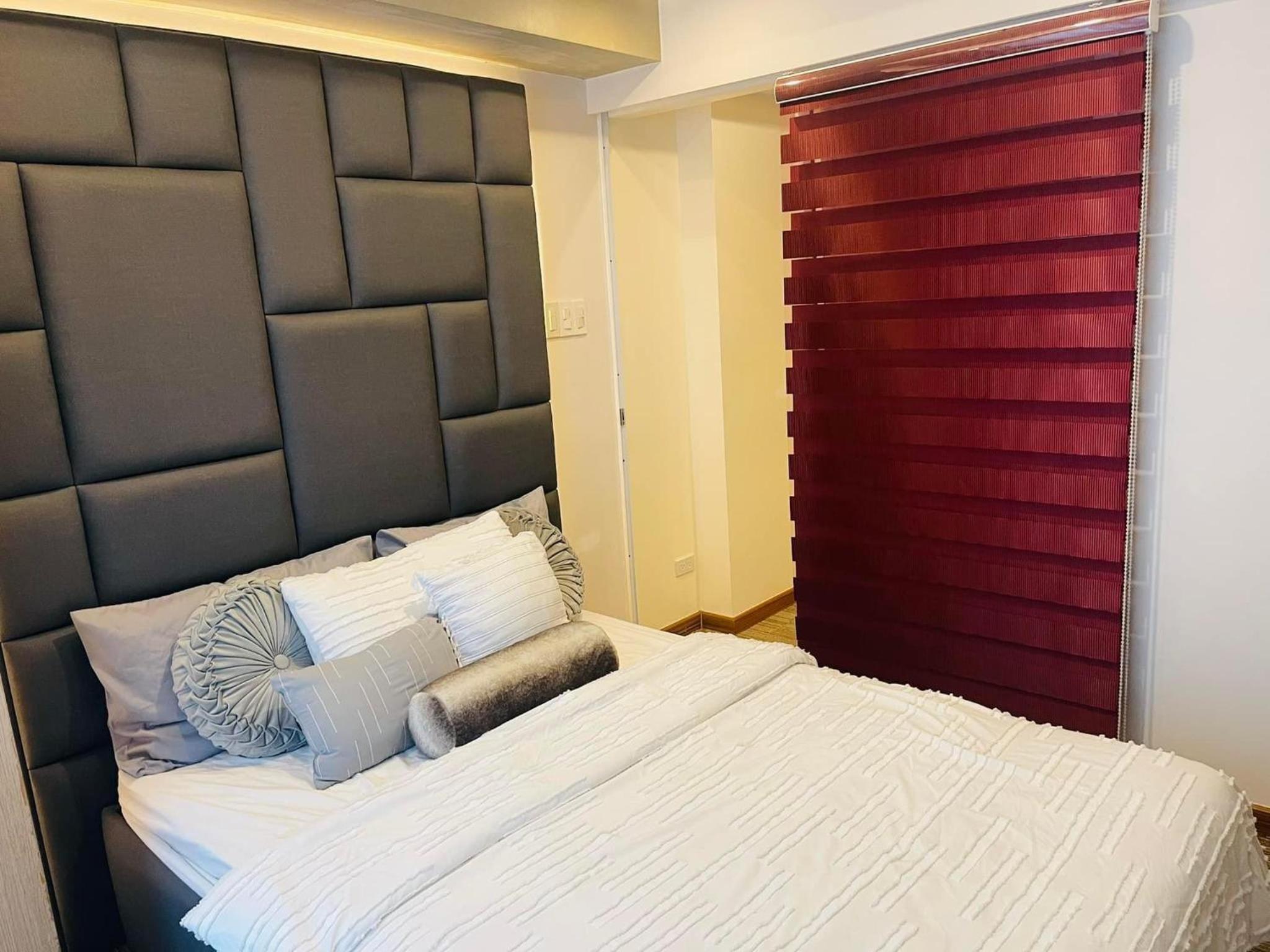 KYH STAYCATION 2BR by Azure Residences Near Airport