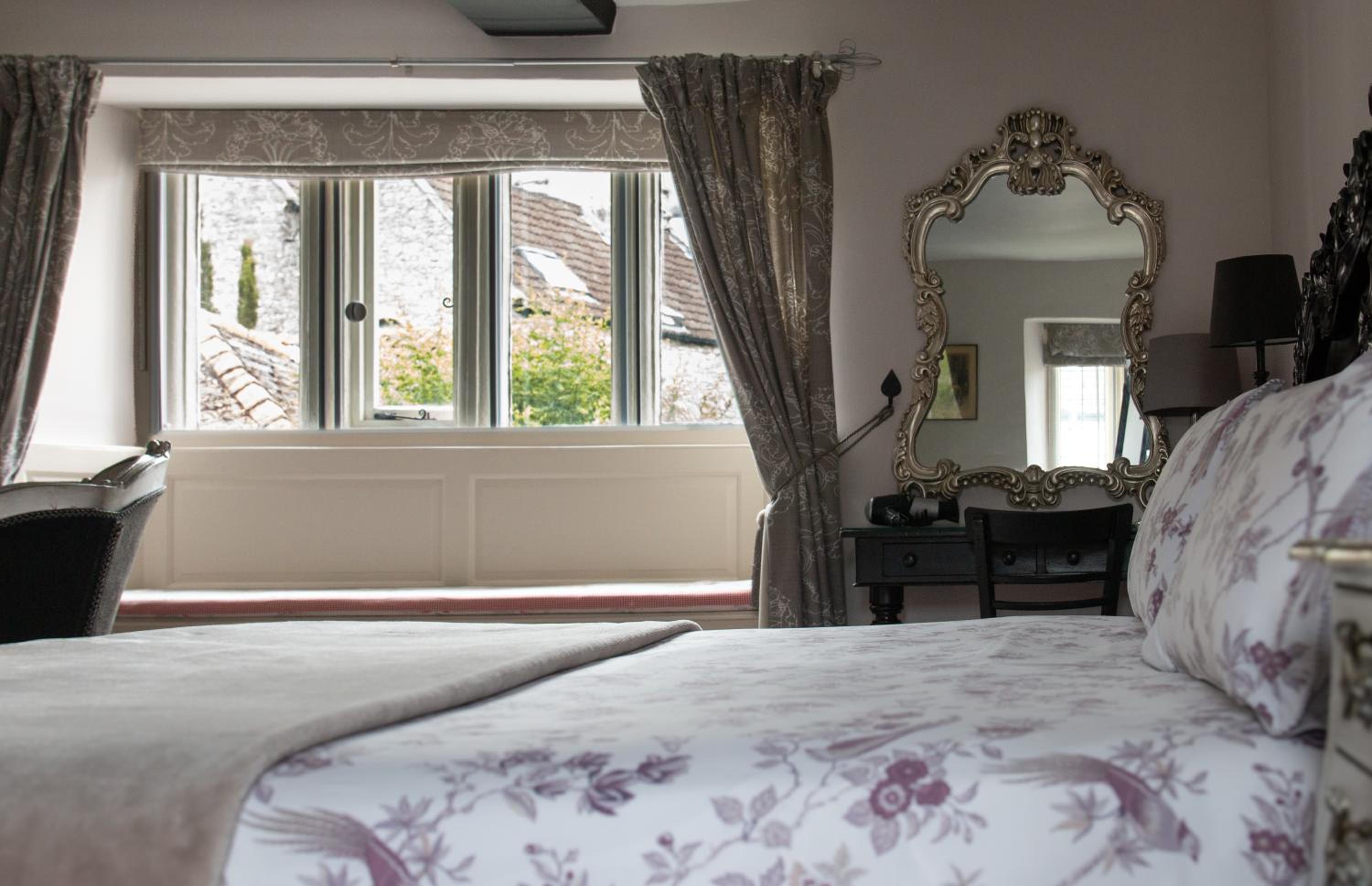 Longbridge House