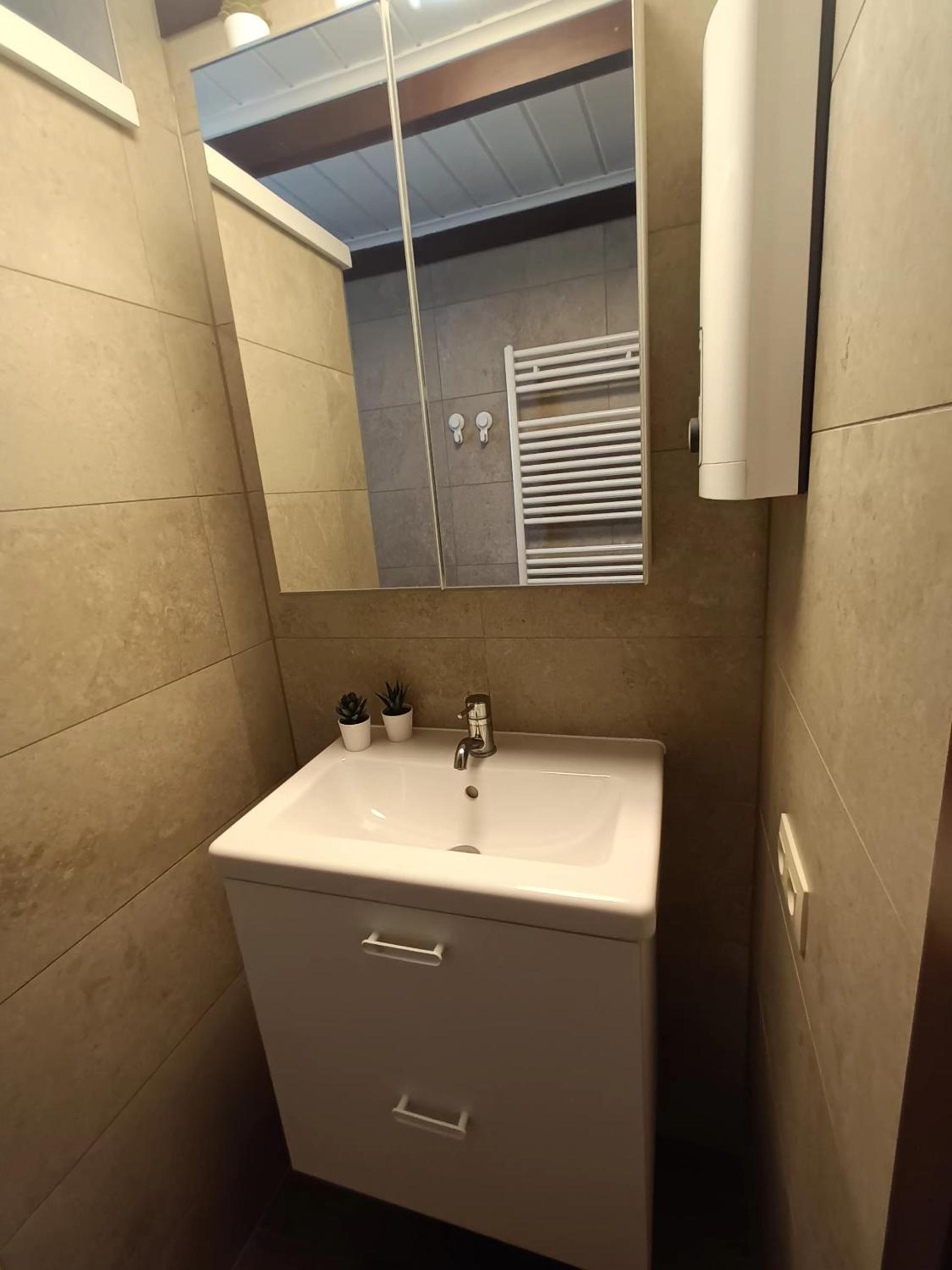 Maison de vacances 6 personnes dans domaine privé