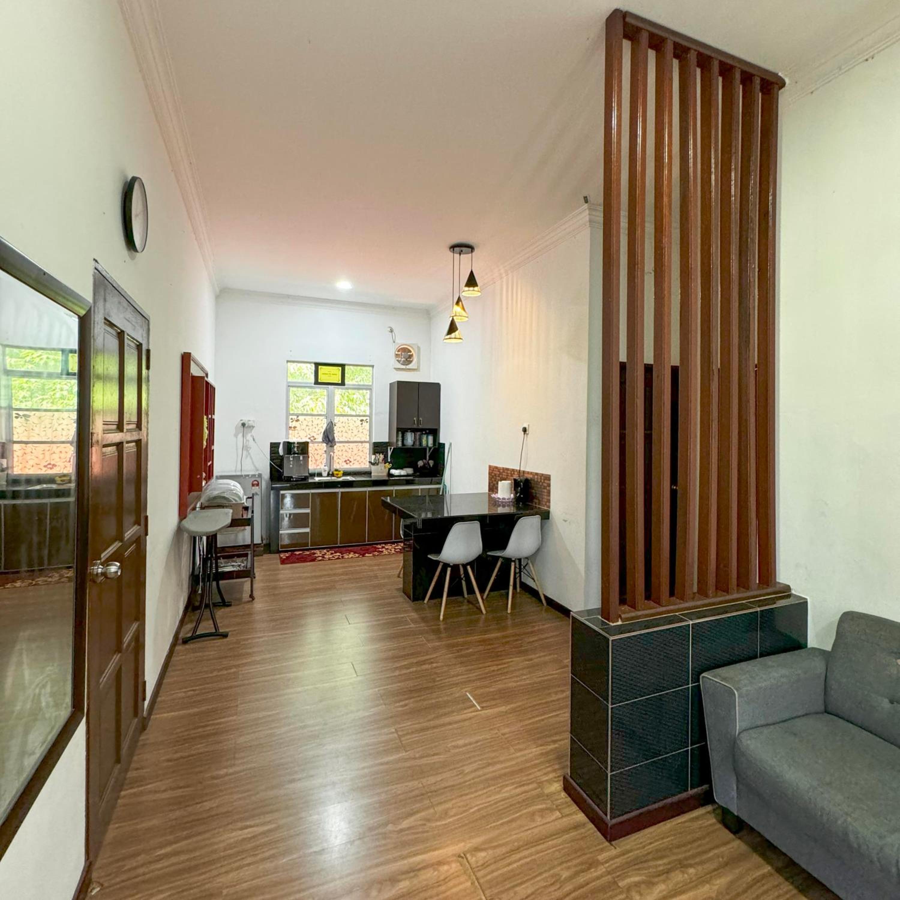 Ombak Beach Homestay Traditional Villas