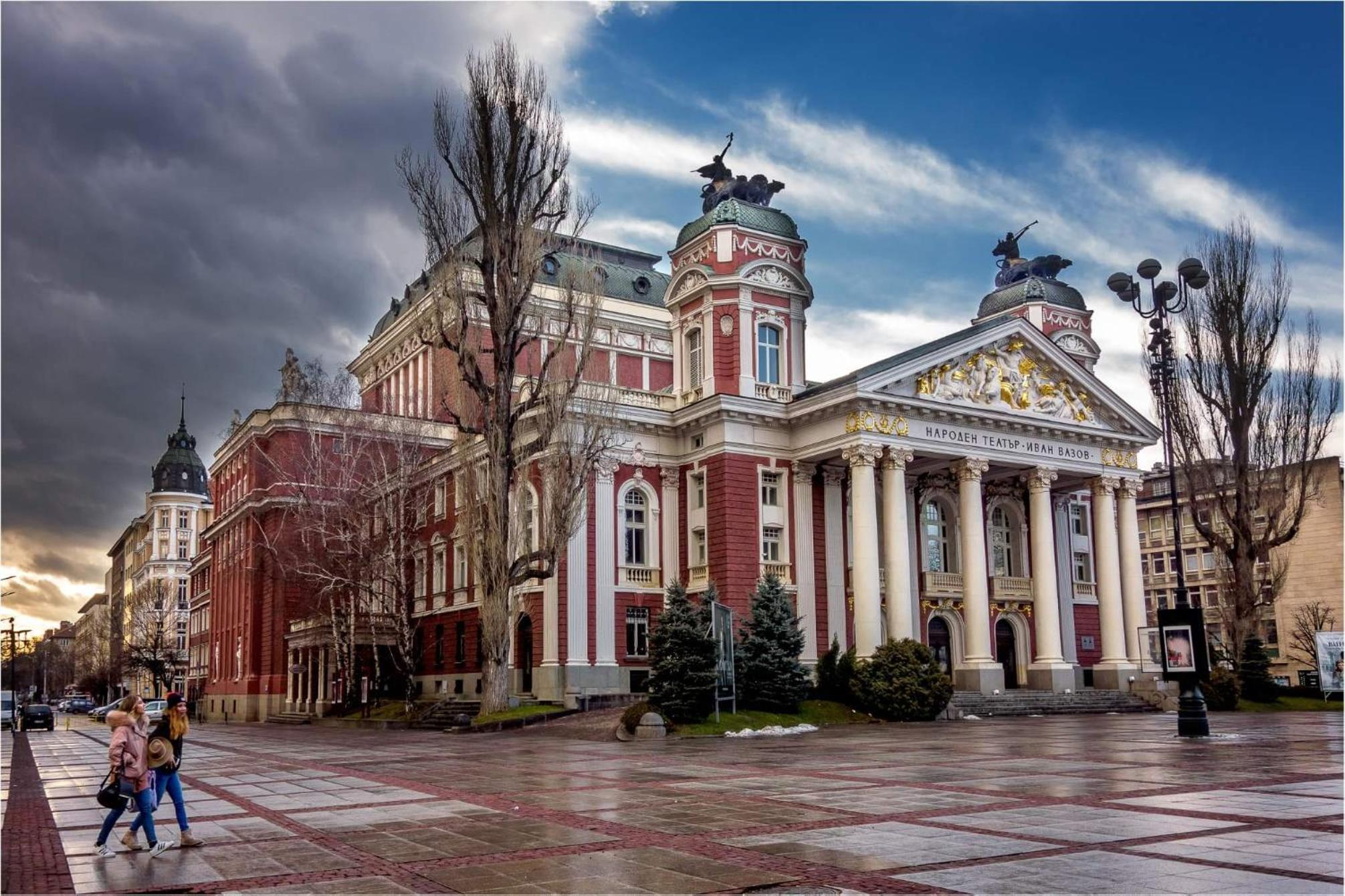 Artistic Flat in City Center for Business&Pleasure Trips