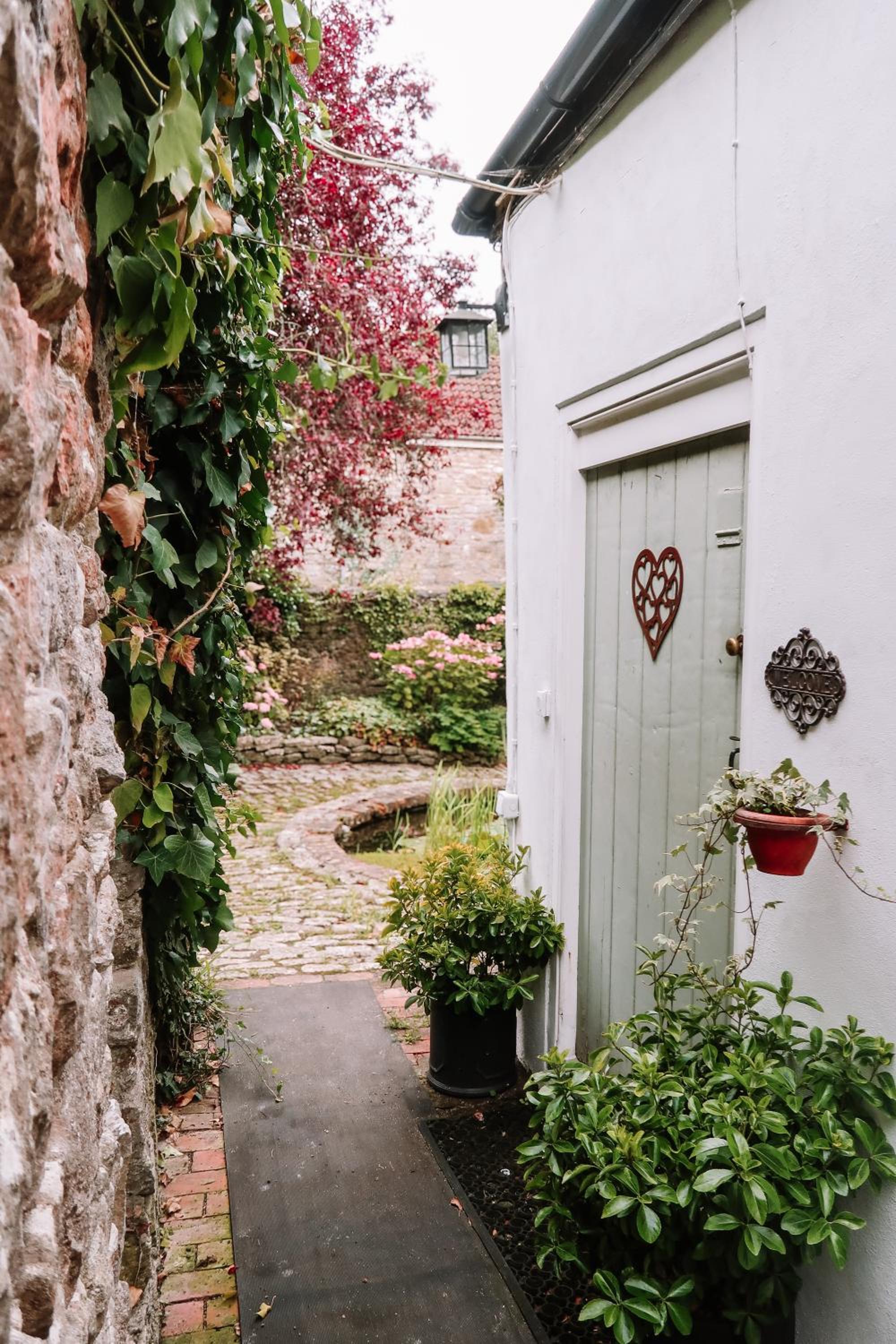Longbridge Cottage