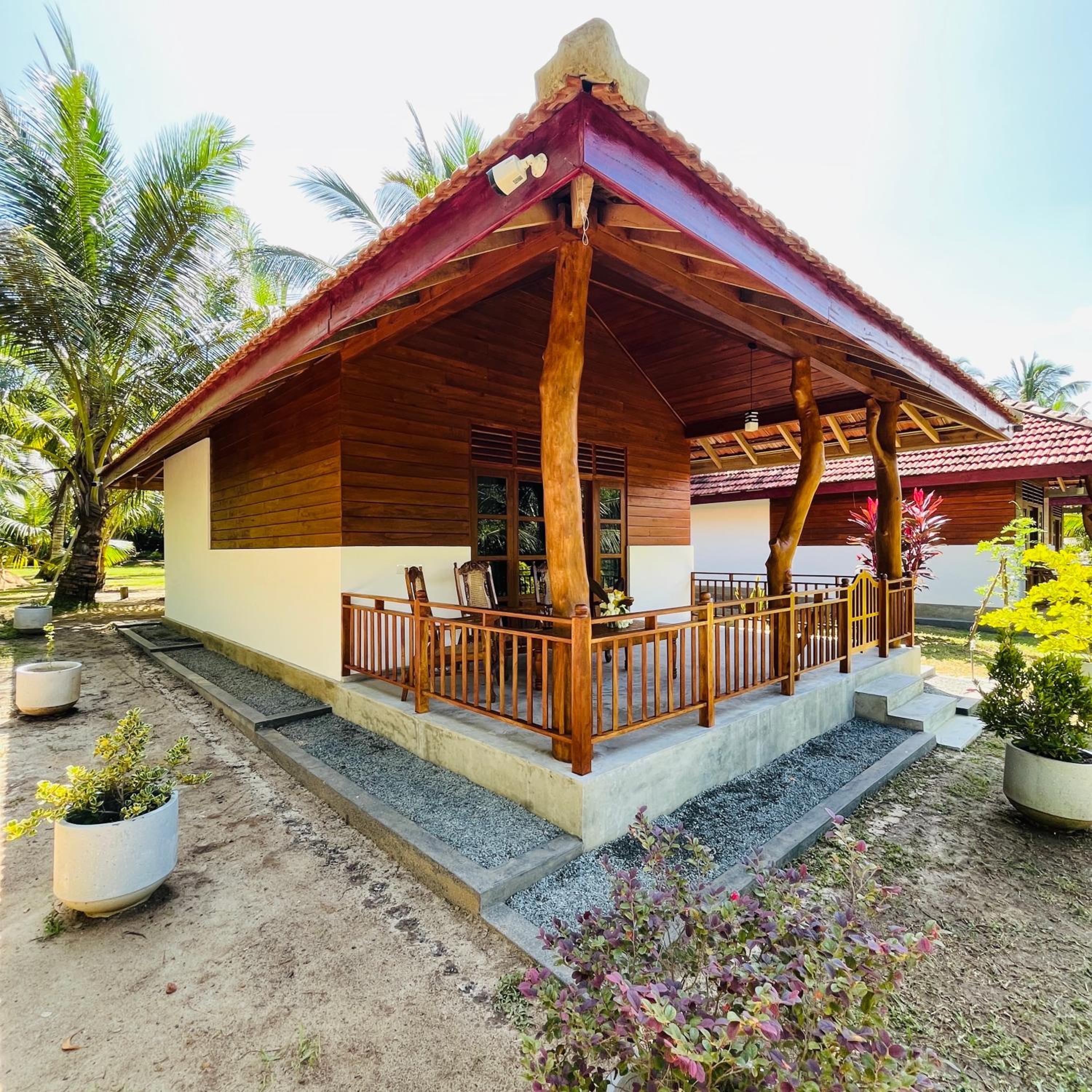 Hanguk Lanka Lagoon Villa view 5