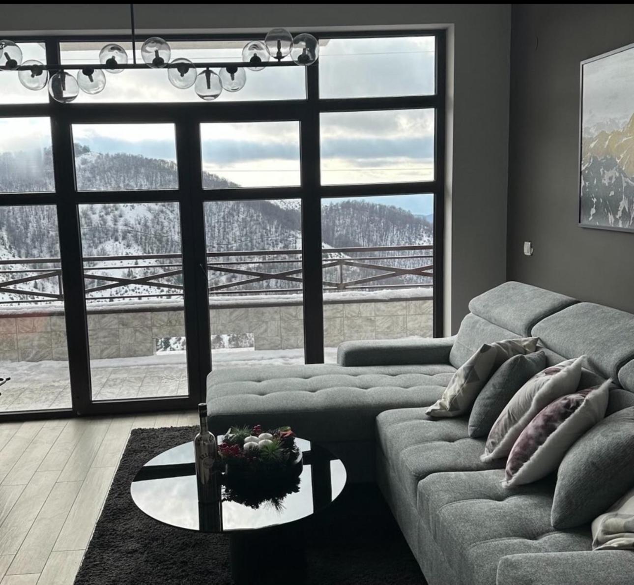 Apartment Mountain View Haven