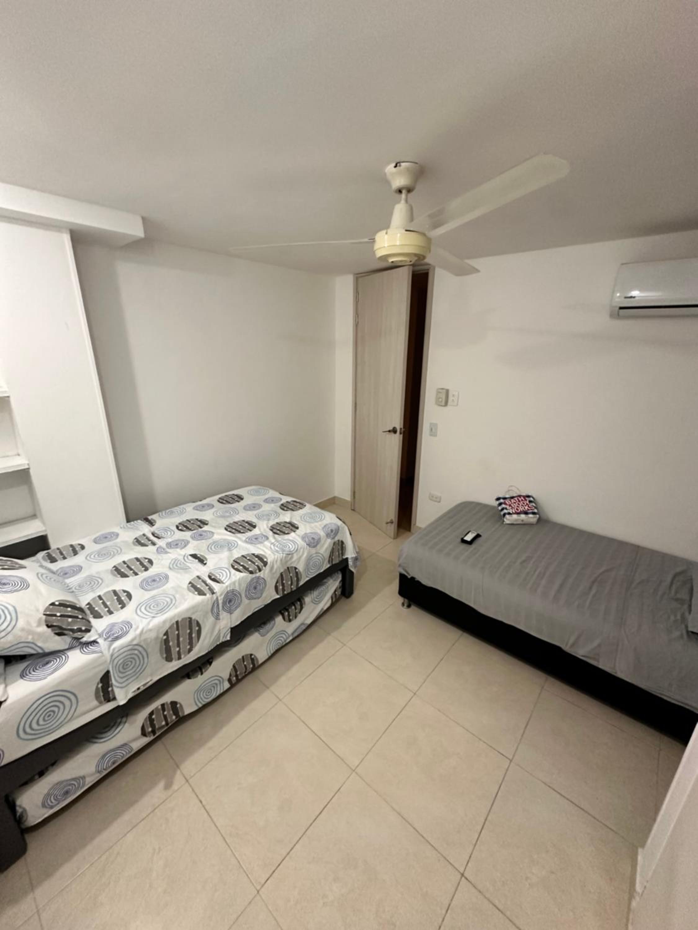 Recién remodelado apartamento en el Rodadero cercano a la playa