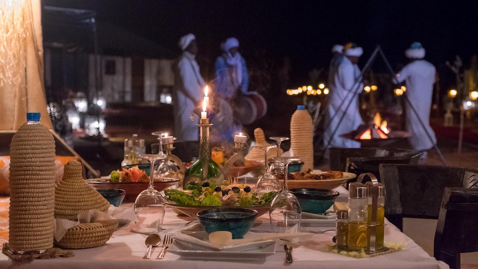 dining