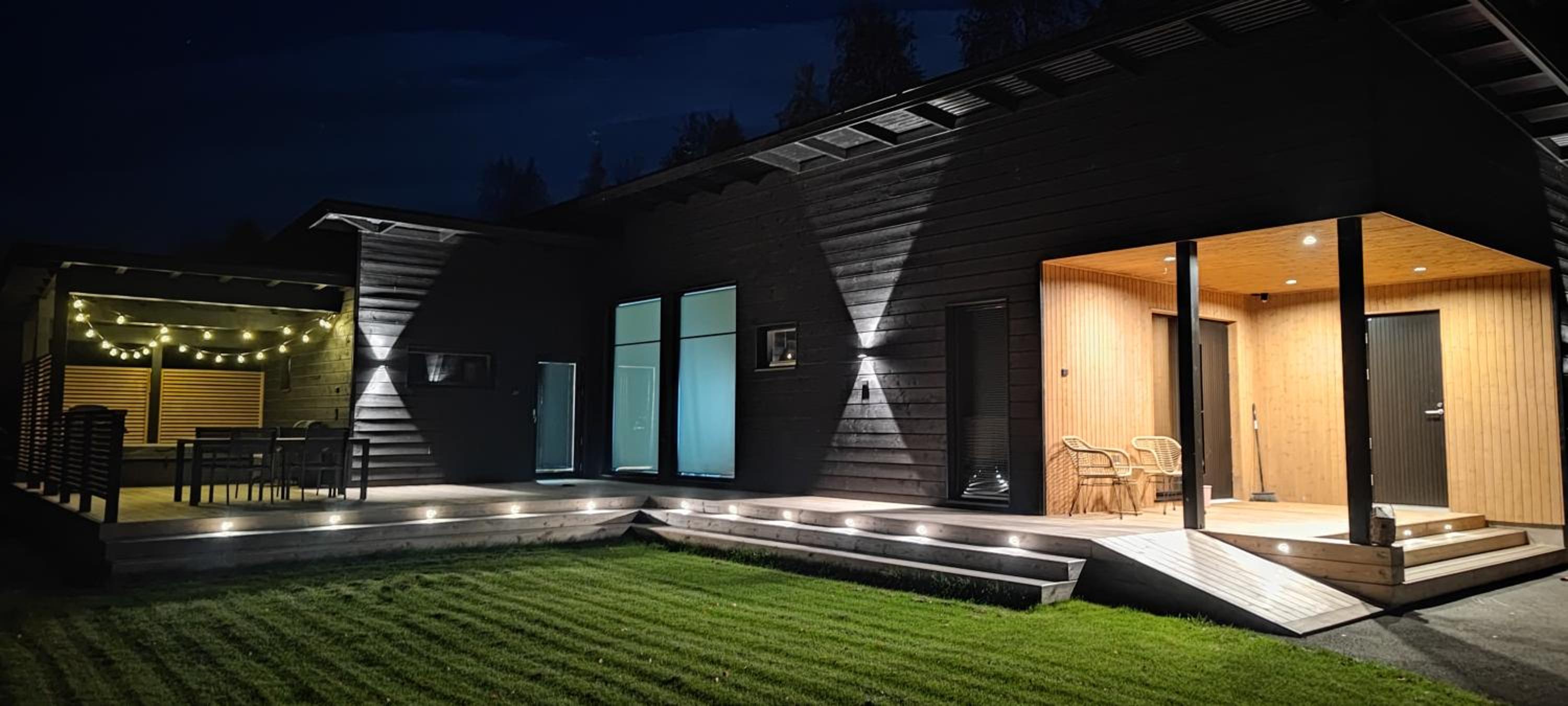 Villa Pajunkissa with Jacuzzi and Sauna