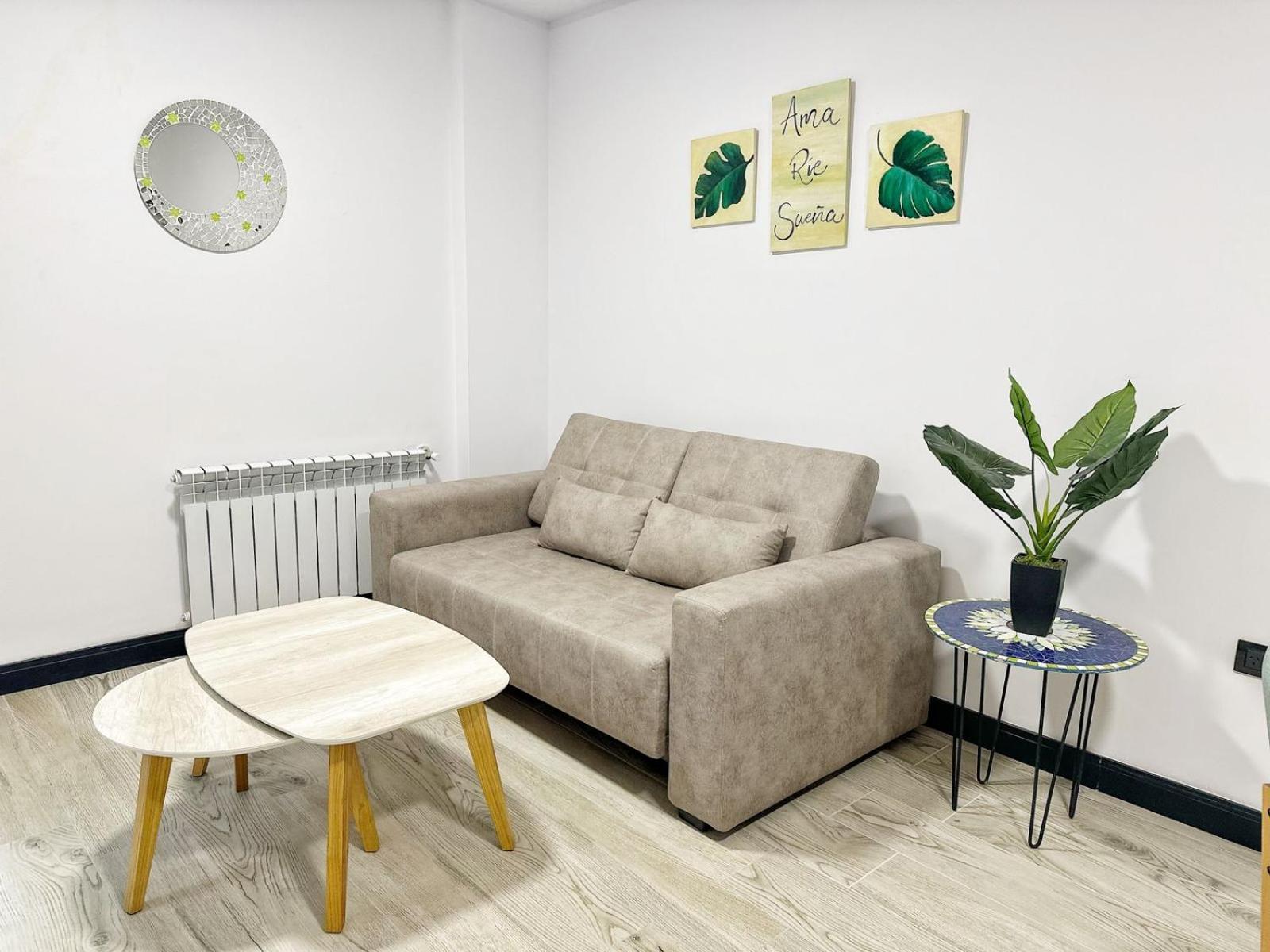 Constantino 6 Apartments