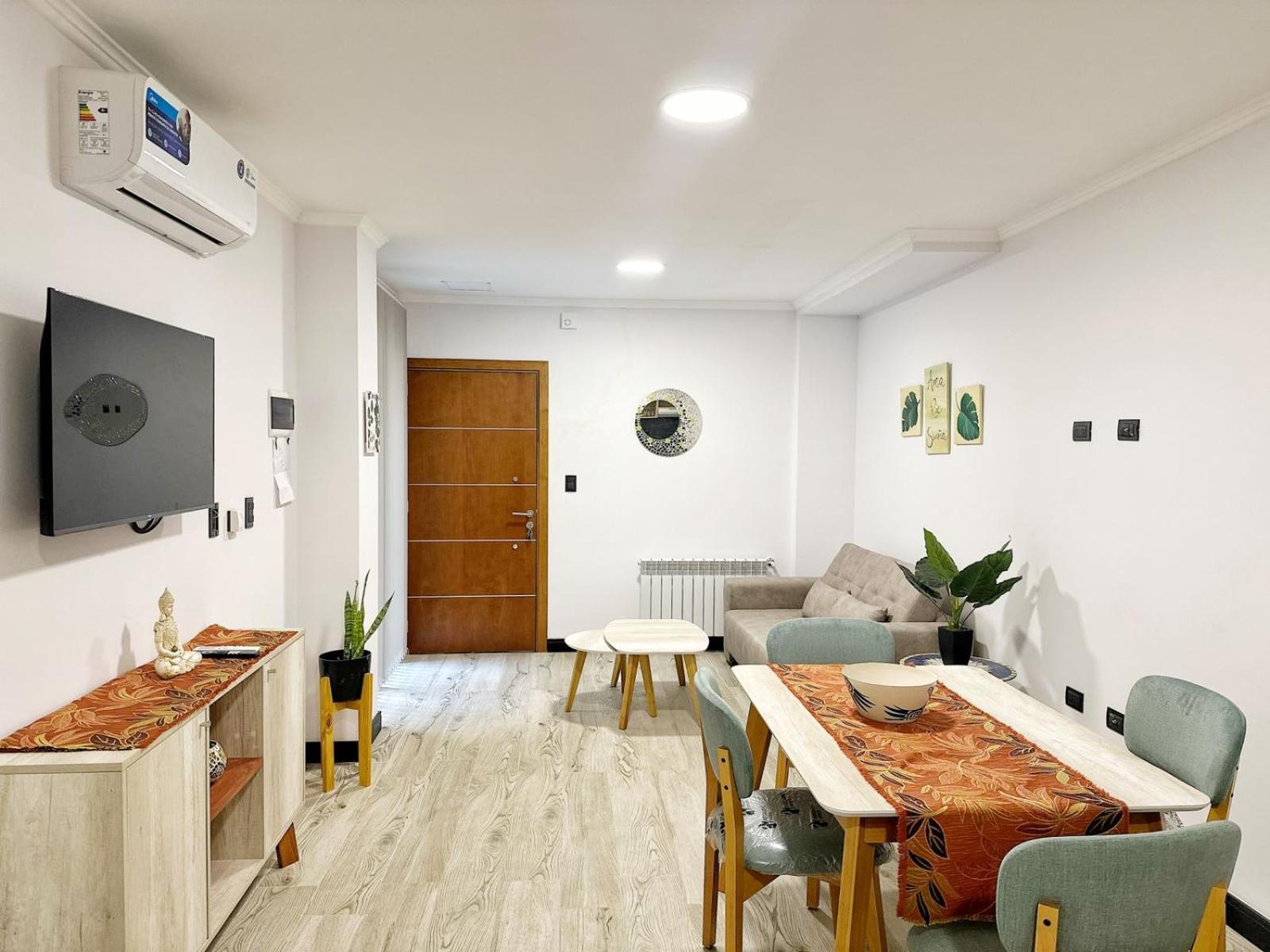 Constantino 6 Apartments