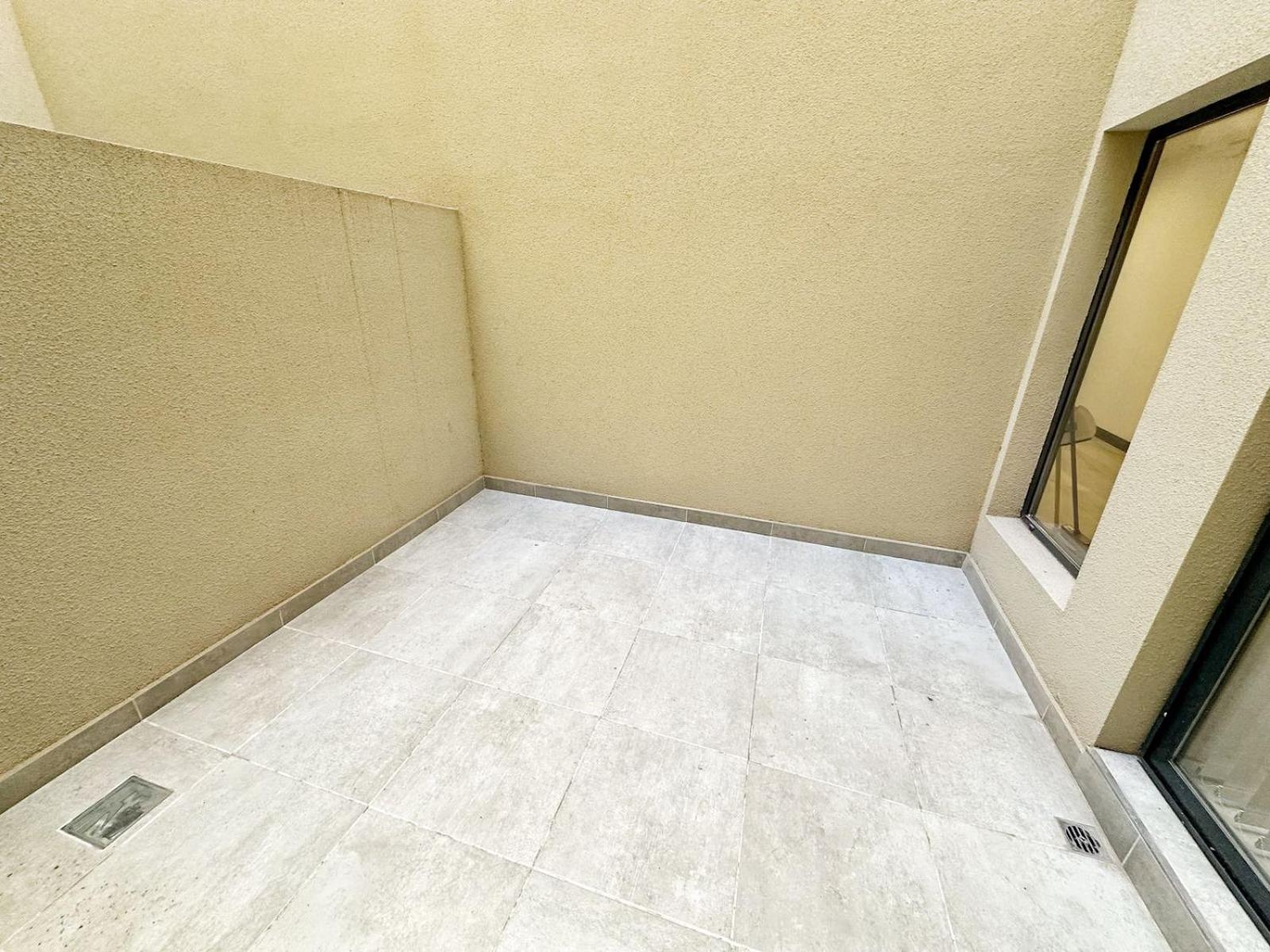 Constantino 6 Apartments