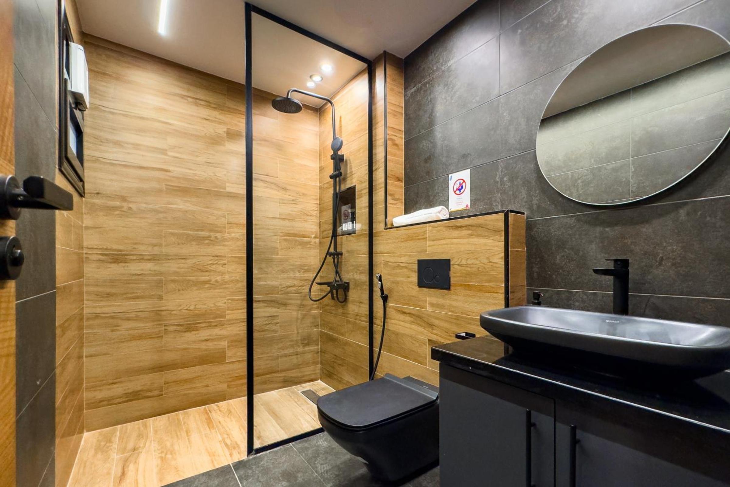 The 1BDR Slate Space w Jacuzzi 5min to CAI Airport