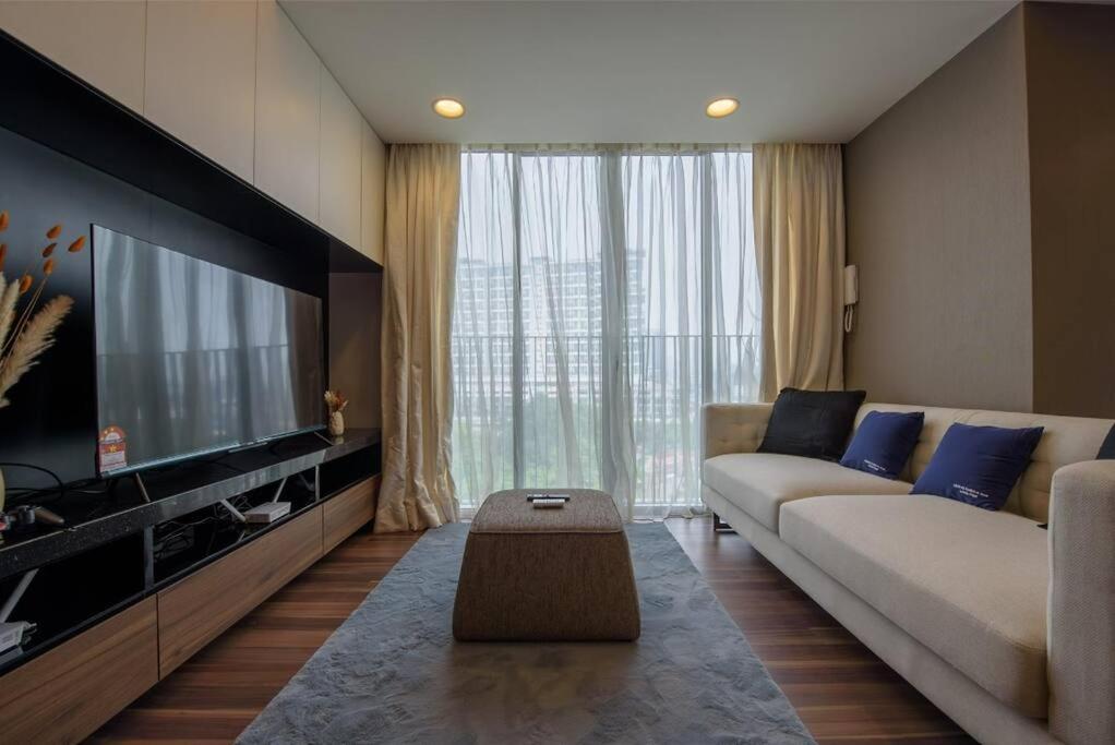 Minimalist Suites 2B2B Verve Suite Old Klang Road Midvalley