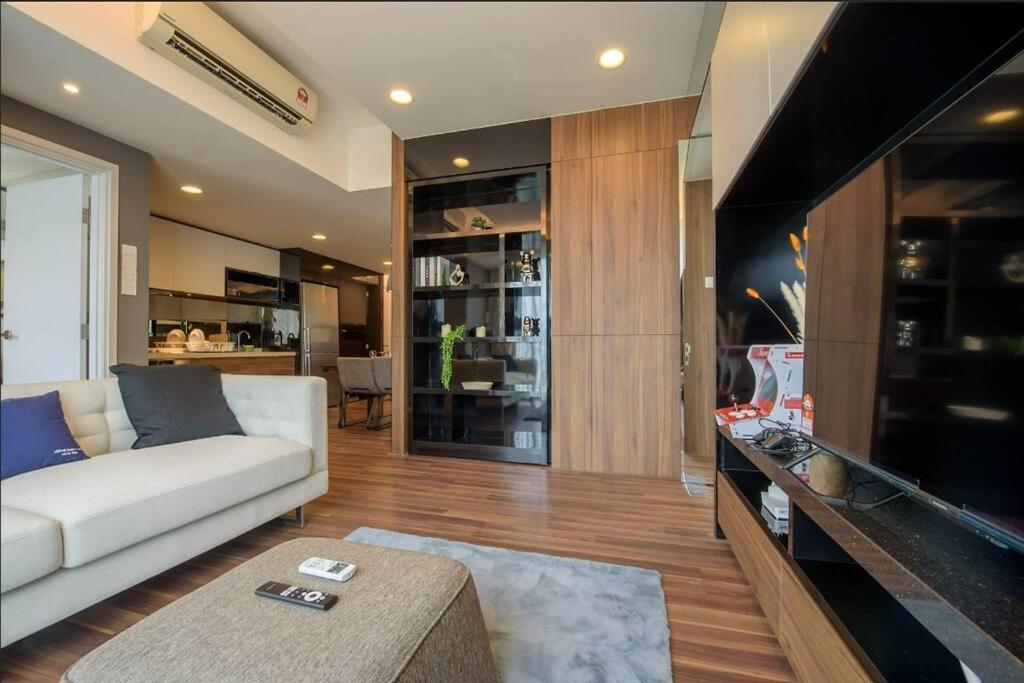 Minimalist Suites 2B2B Verve Suite Old Klang Road Midvalley