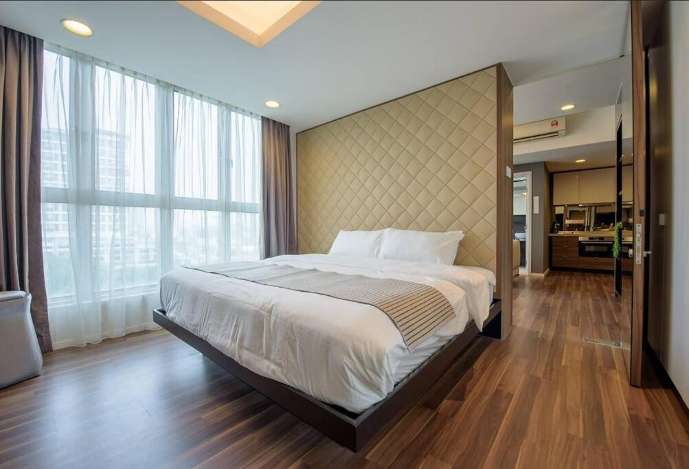 Minimalist Suites 2B2B Verve Suite Old Klang Road Midvalley