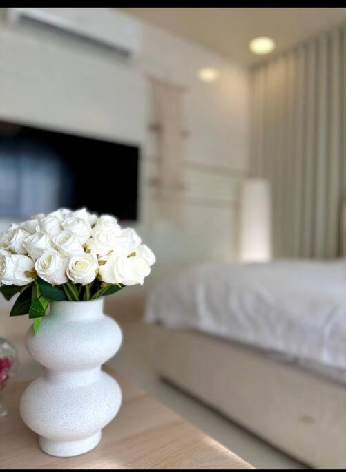 Luxurious studio for a beautiful and special night view 2