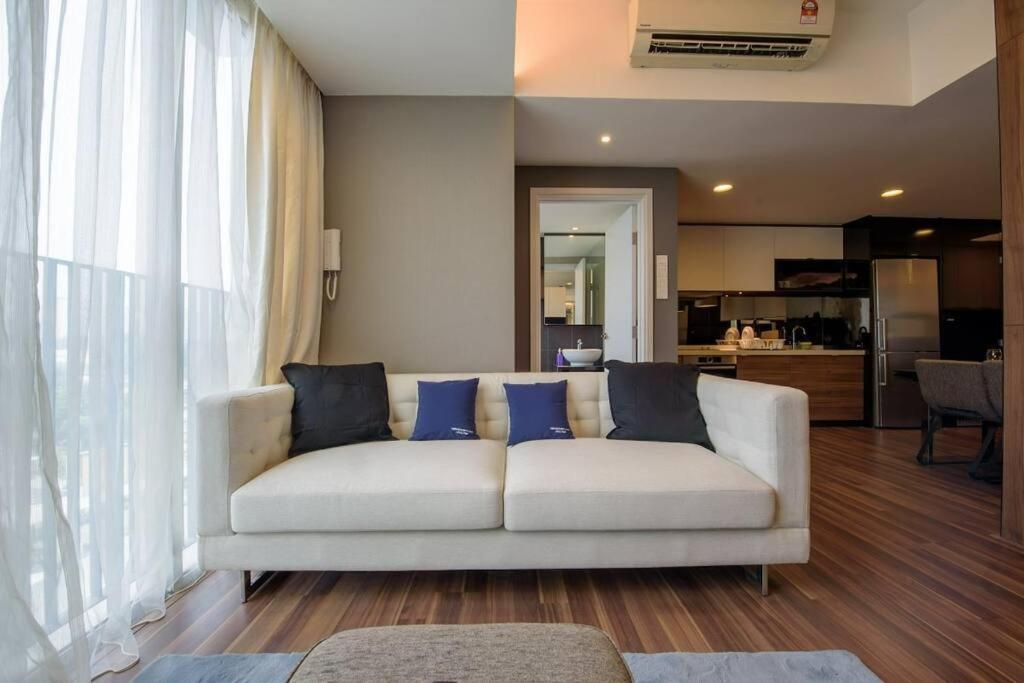Minimalist Suites 2B2B Verve Suite Old Klang Road Midvalley