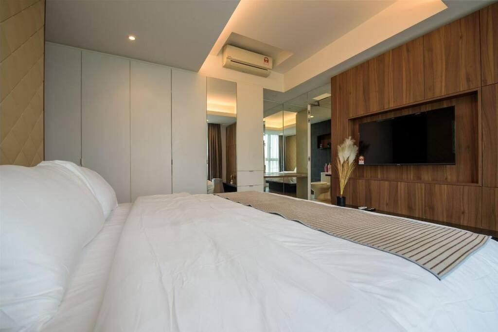 Minimalist Suites 2B2B Verve Suite Old Klang Road Midvalley