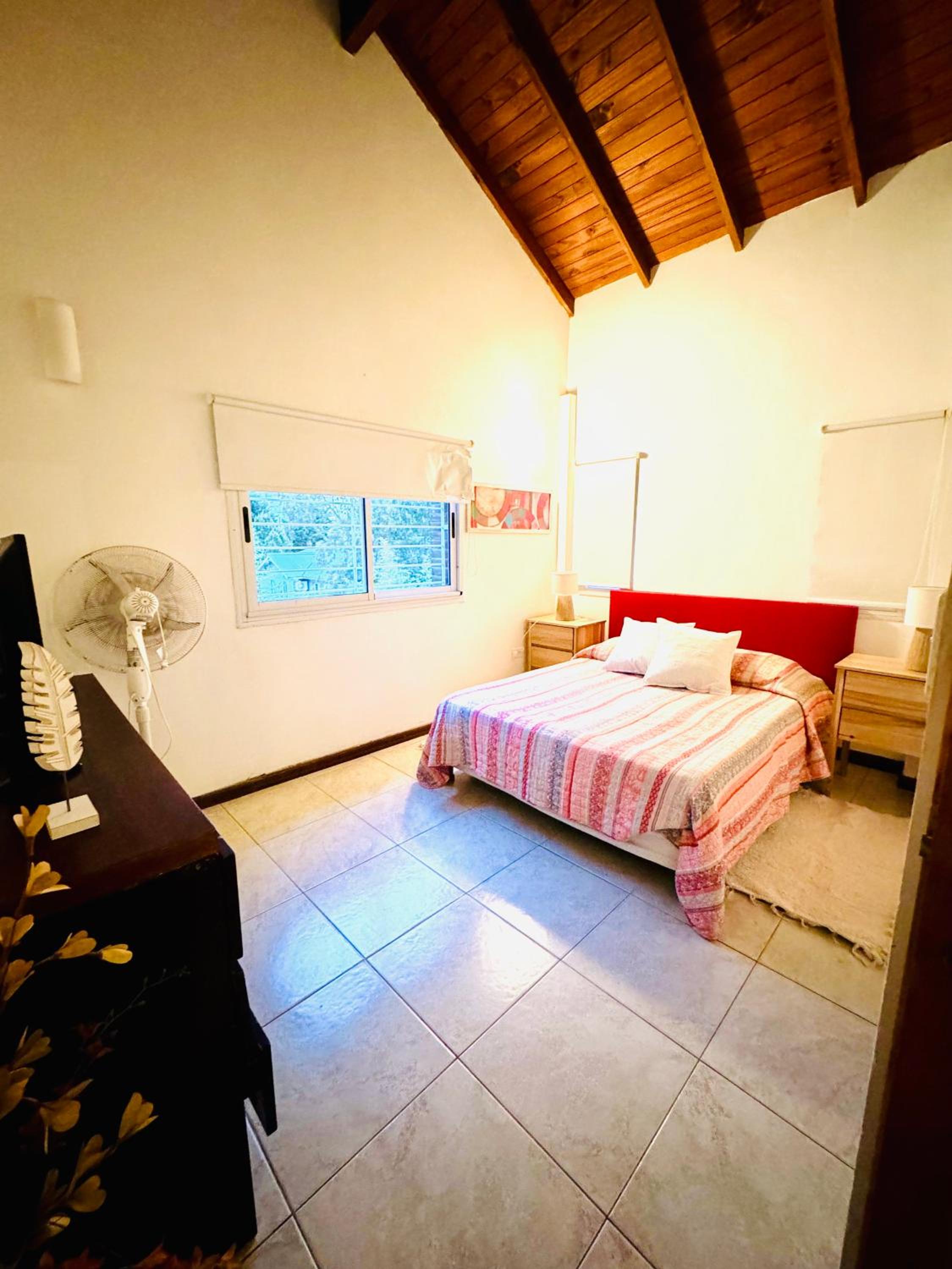 Departamento Pinamar Centro a 100 m de calle Bunge