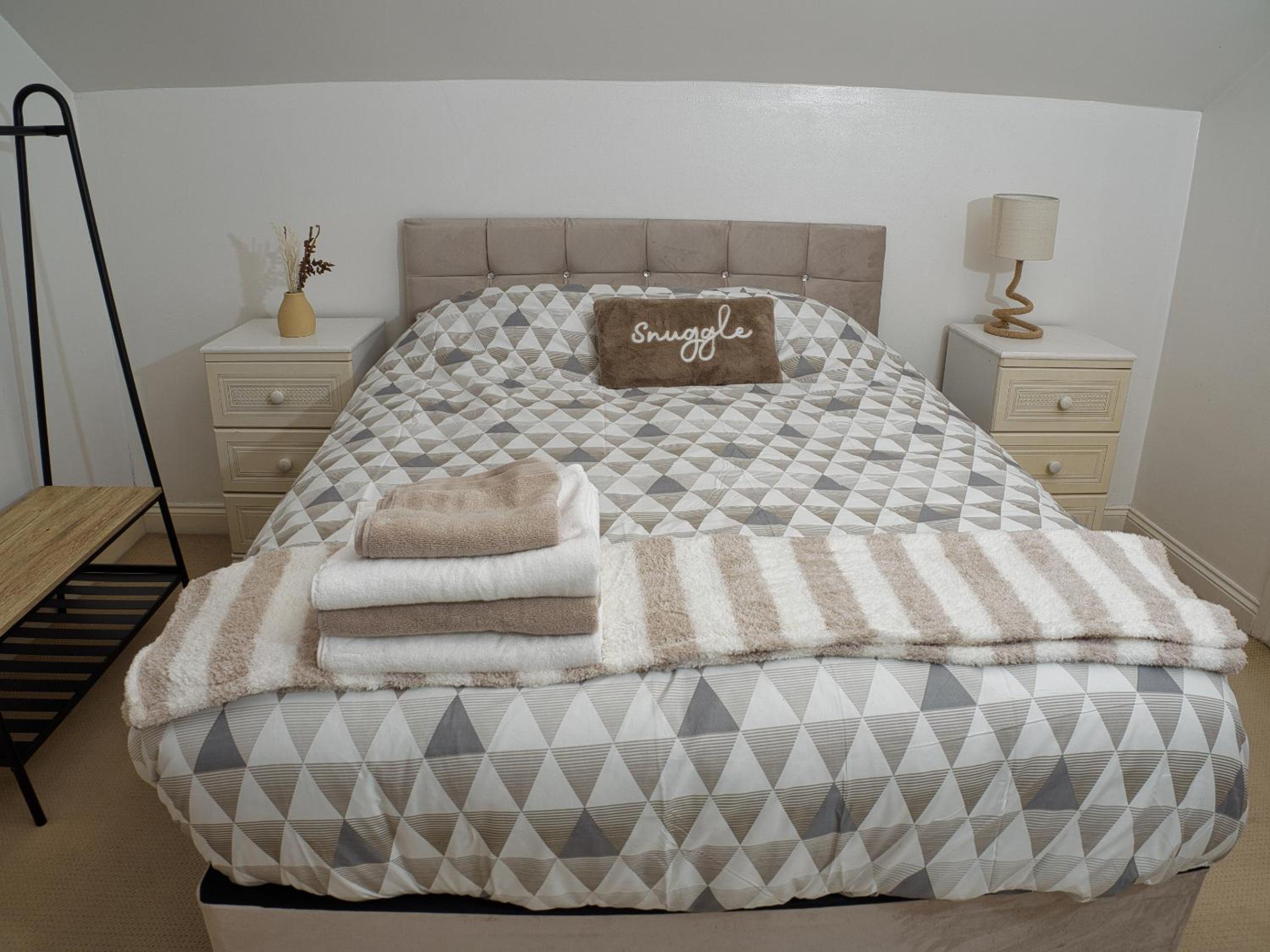 Royal Tunbridge Wells Vacations - High Brooms Suite - Property Image 3
