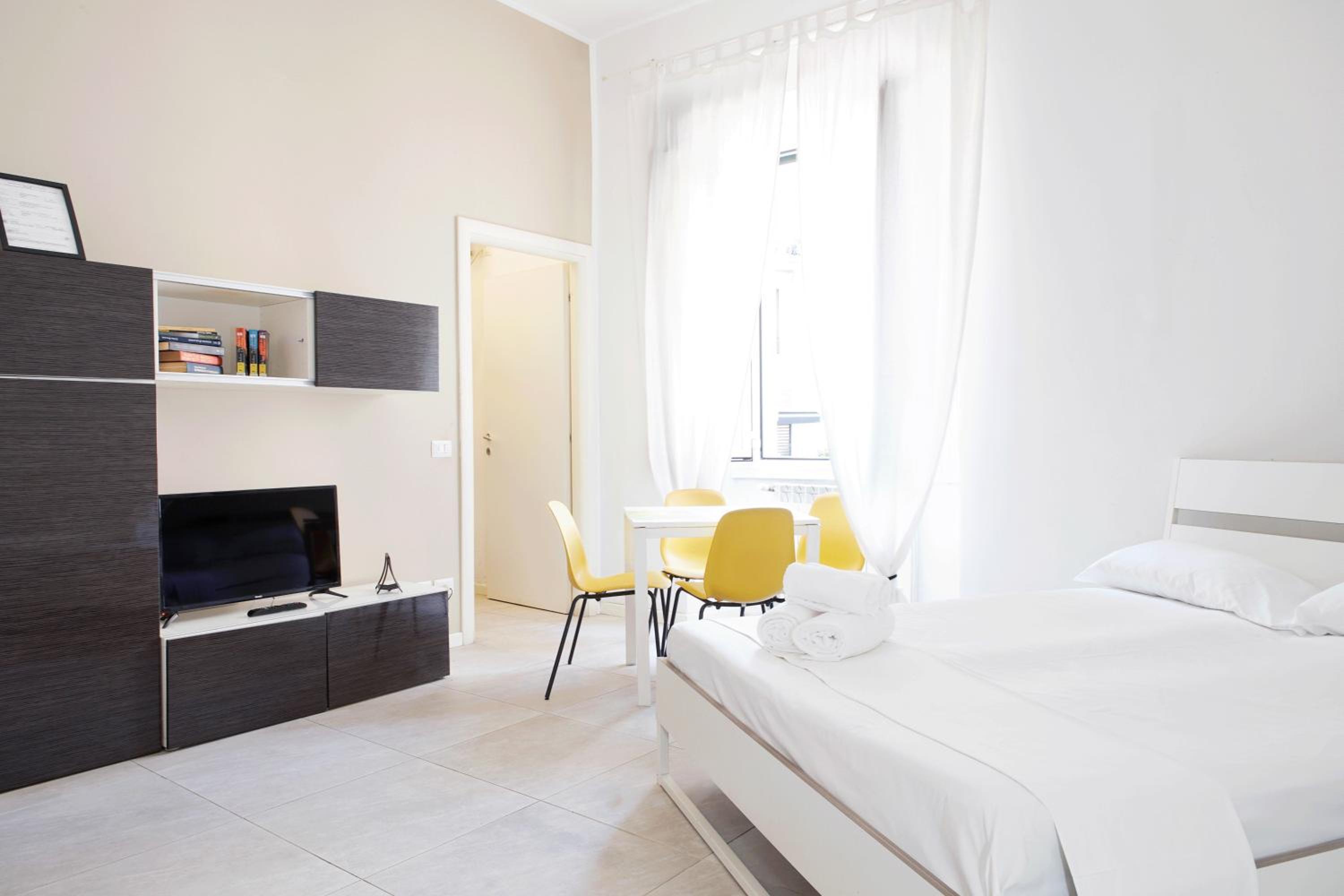 Smart Apartment Central Station