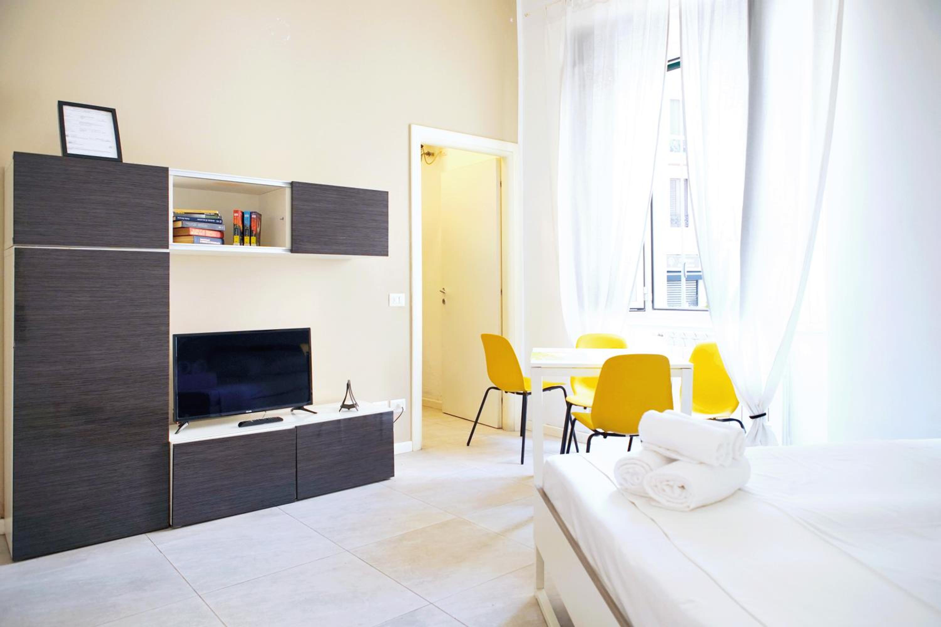 Smart Apartment Central Station