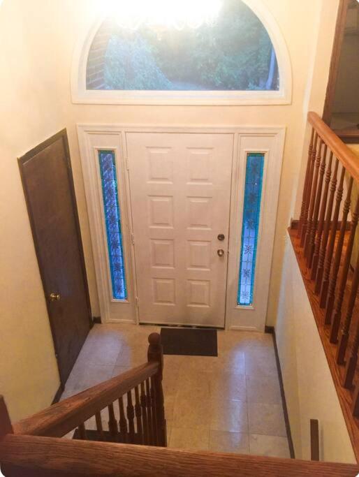 2000 square feet of comfort and relaxation near NYC view 3