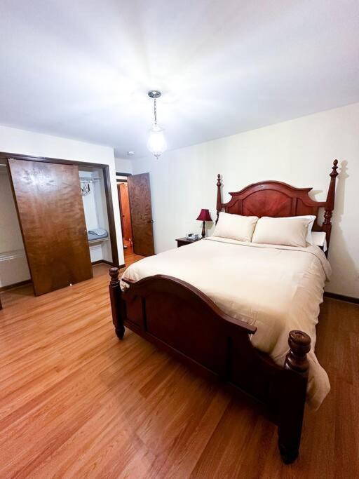 2000 square feet of comfort and relaxation near NYC view 5