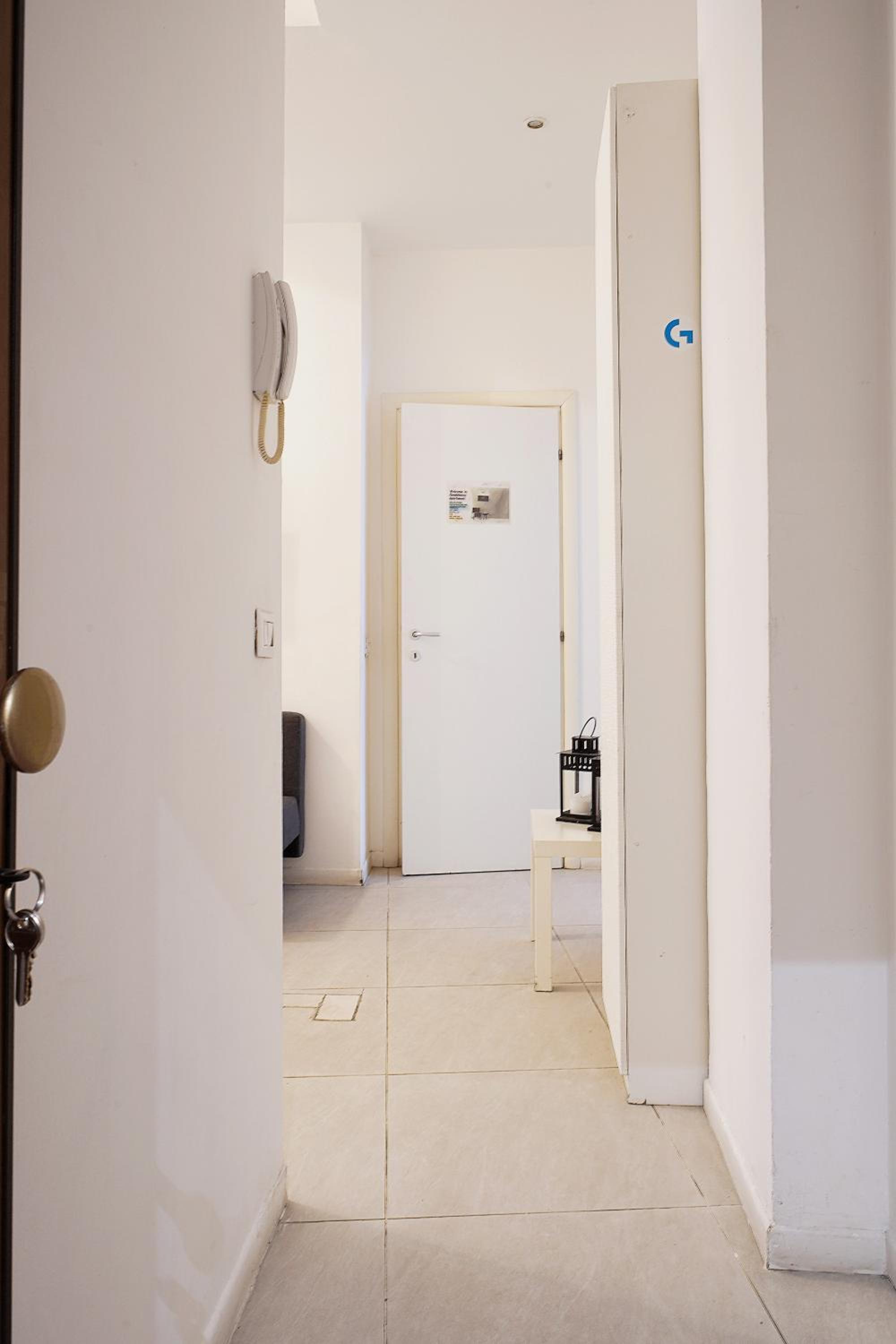 Smart Apartment Central Station