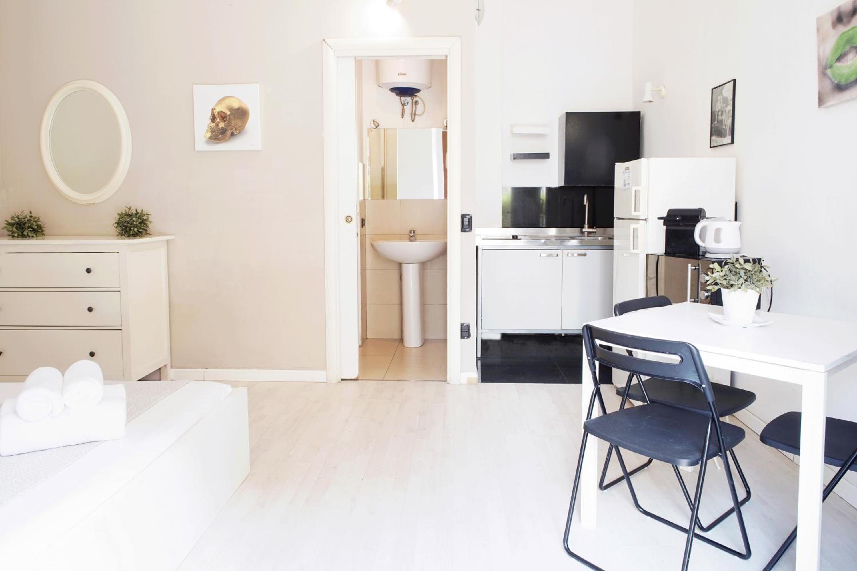 Smart Apartment Central Station