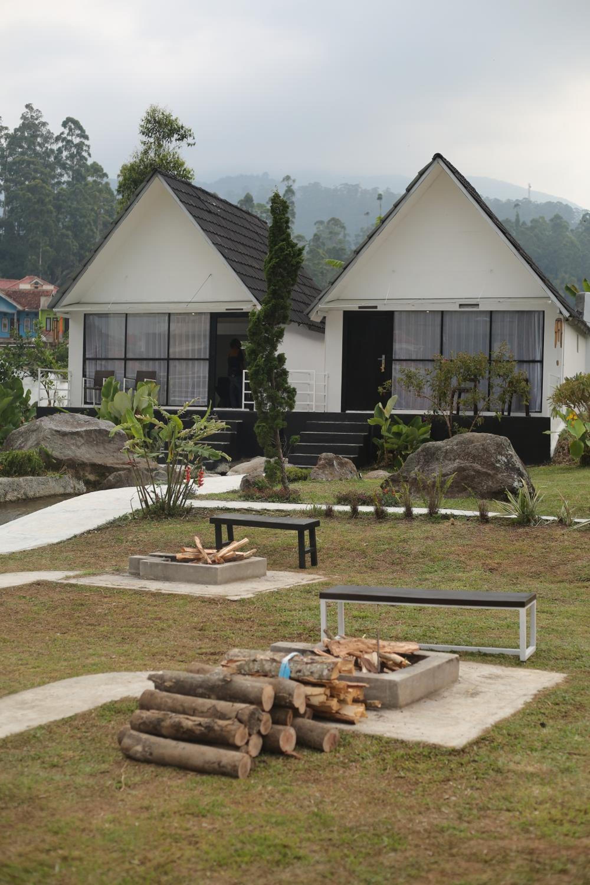 Ciwidey Hills & Wetland Family 1